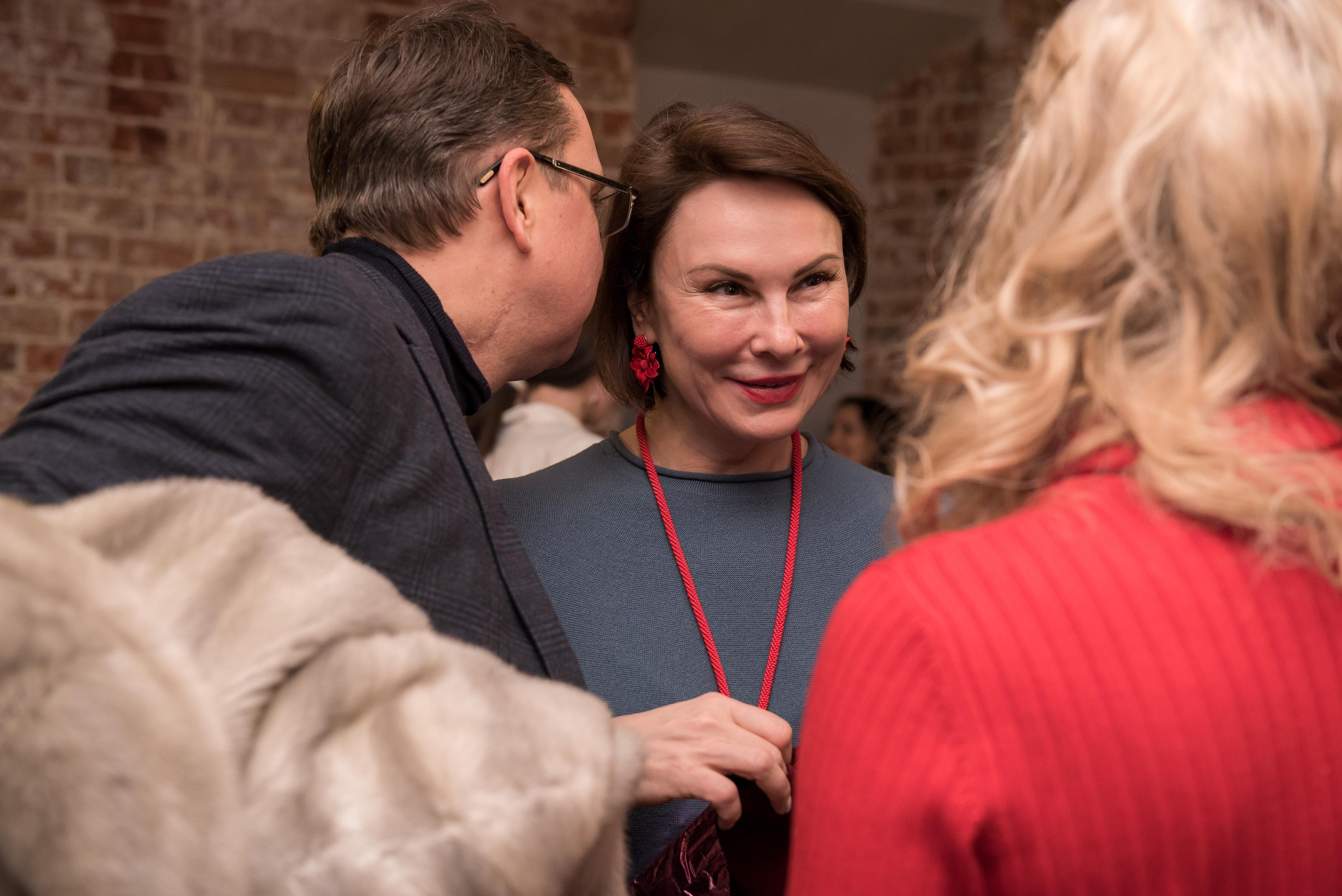 Открытие кафе-бара на Никольской. Бренд-фотограф для экспертов и блогеров в Москве Влада Горбовская