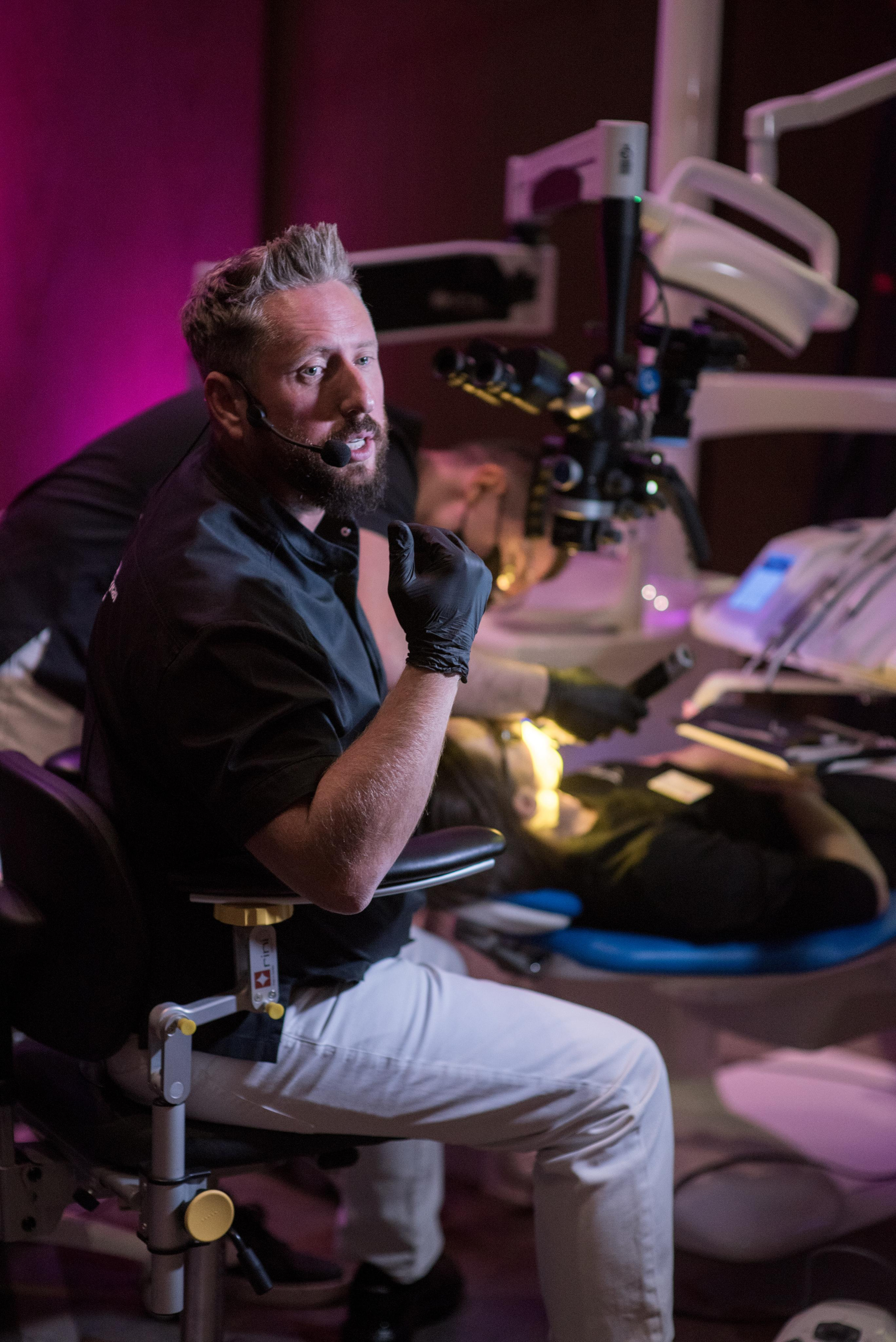 Конференция ортодонтов, «Radisson Blu Olympiyskiy Hotel», Moscow. Бренд-фотограф для экспертов и блогеров в Москве Влада Горбовская