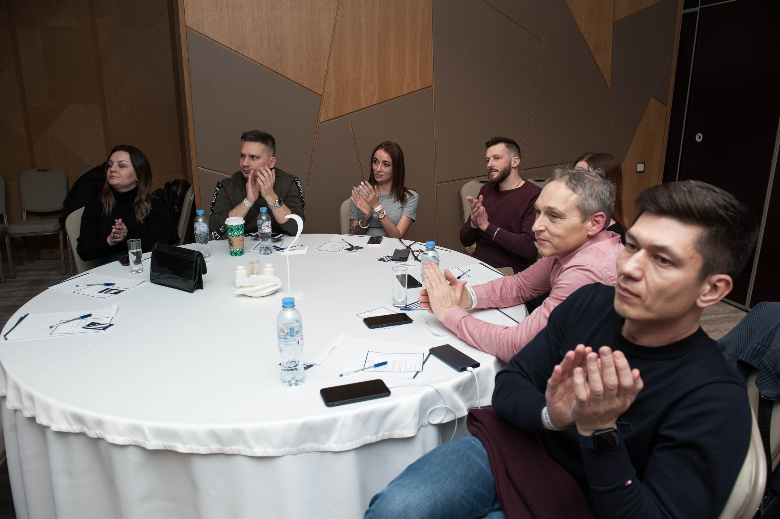 Конференция по Wildberies БЦ «Пальмира». Бренд-фотограф для экспертов и блогеров в Москве Влада Горбовская