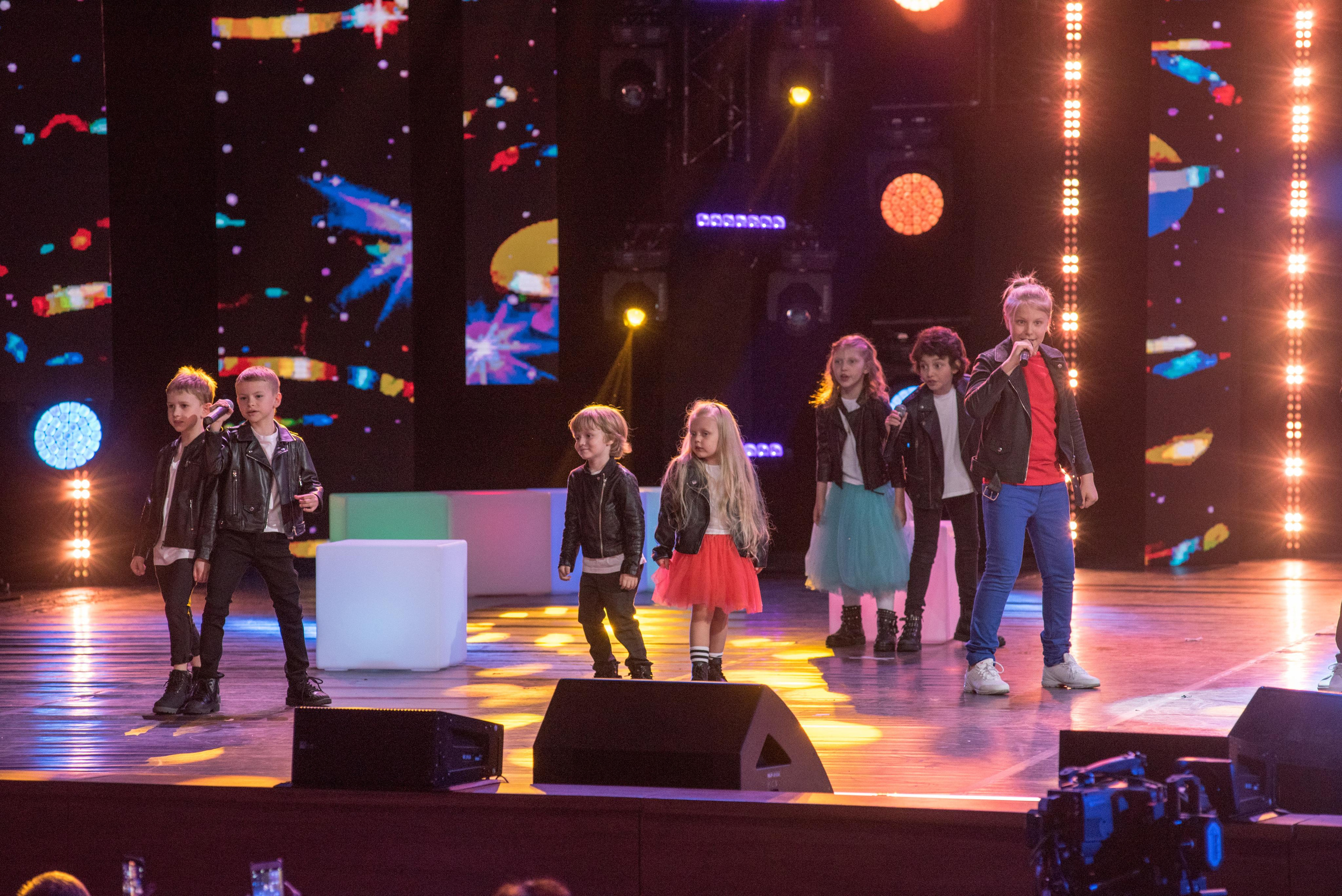 Концерт «Взрослые и Дети. Непоседам — 30!». Бренд-фотограф для экспертов и блогеров в Москве Влада Горбовская