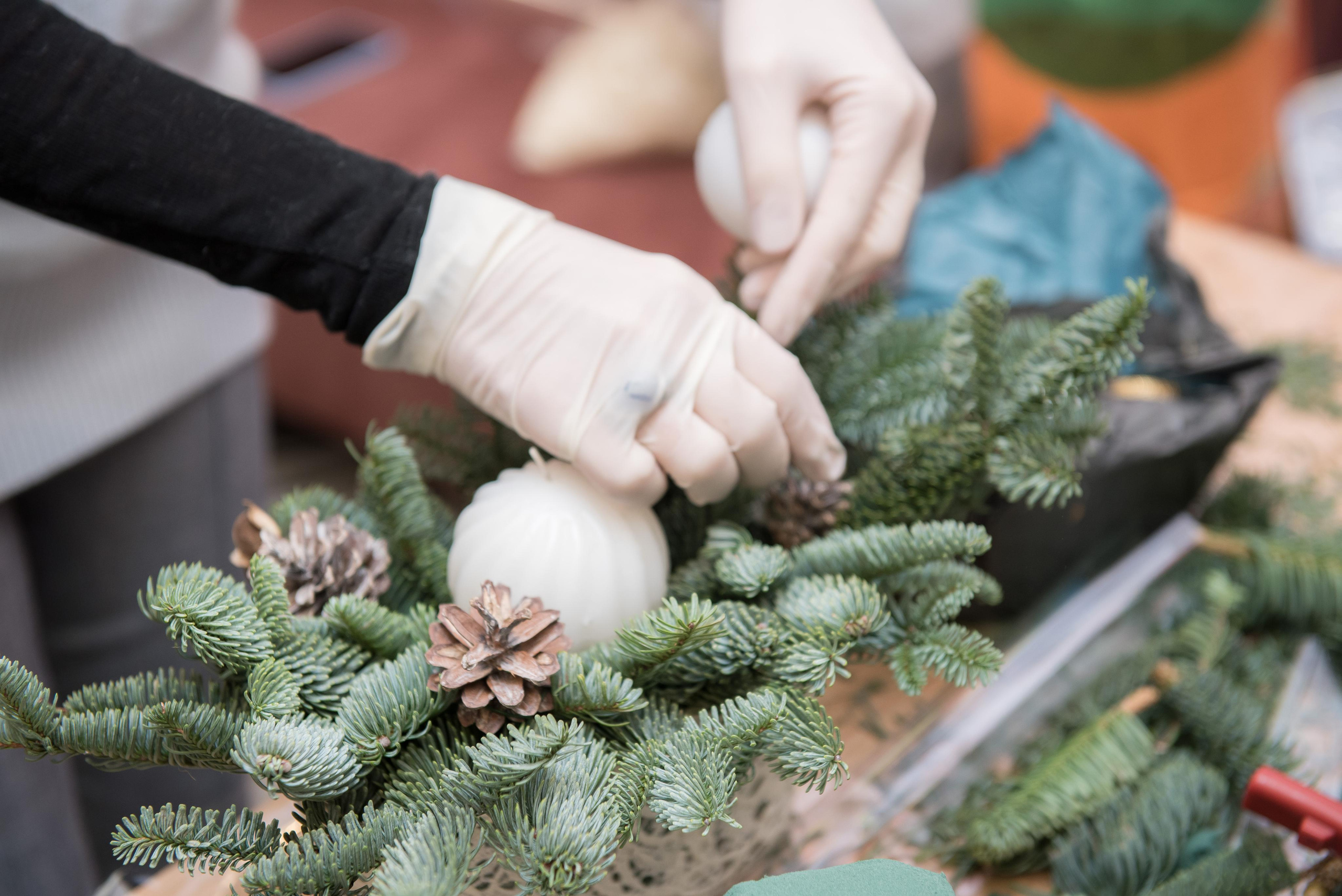 МК по новогодним венкам. Бренд-фотограф для экспертов и блогеров в Москве Влада Горбовская