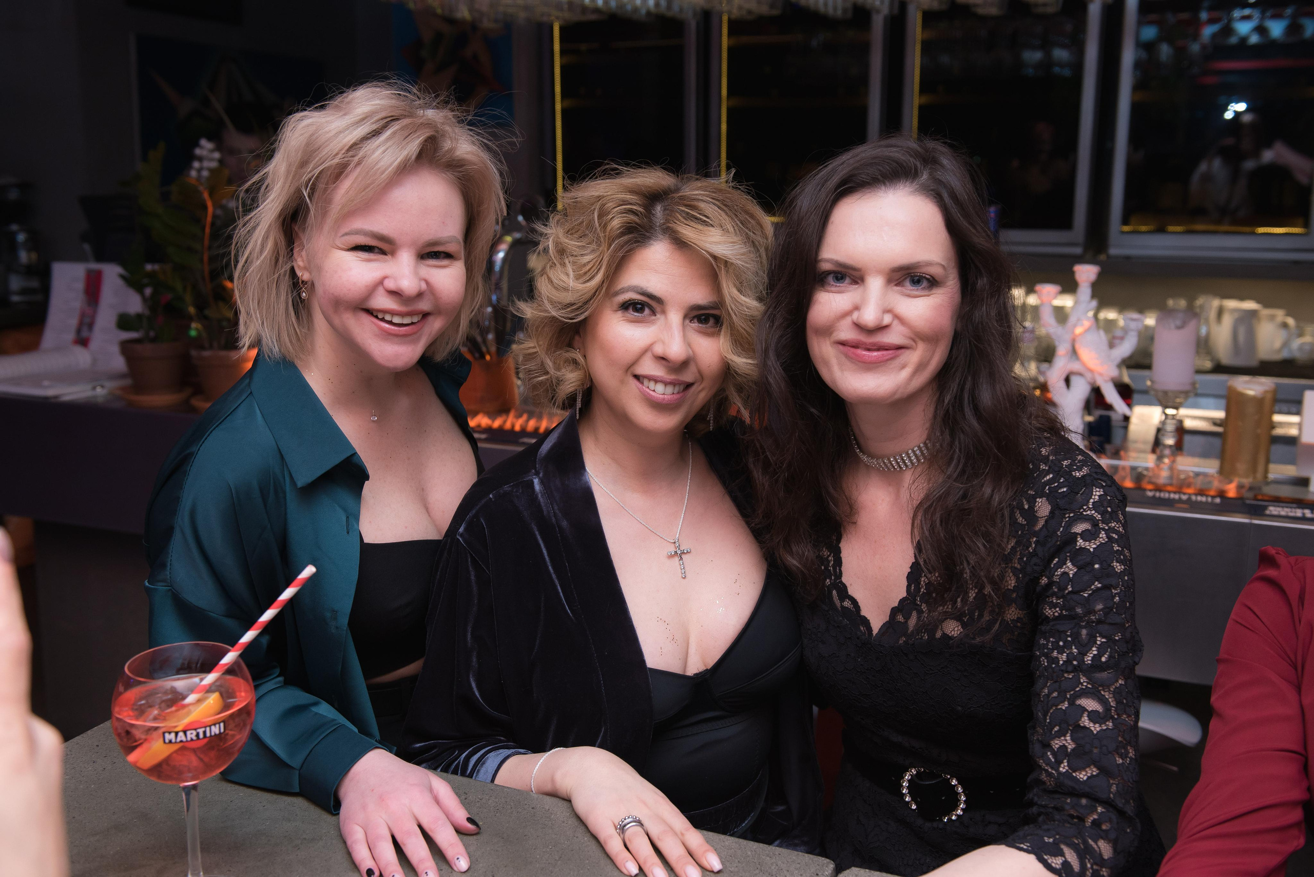 Новогодний девичник «Небанальный нетворкинг». Бренд-фотограф для экспертов и блогеров в Москве Влада Горбовская