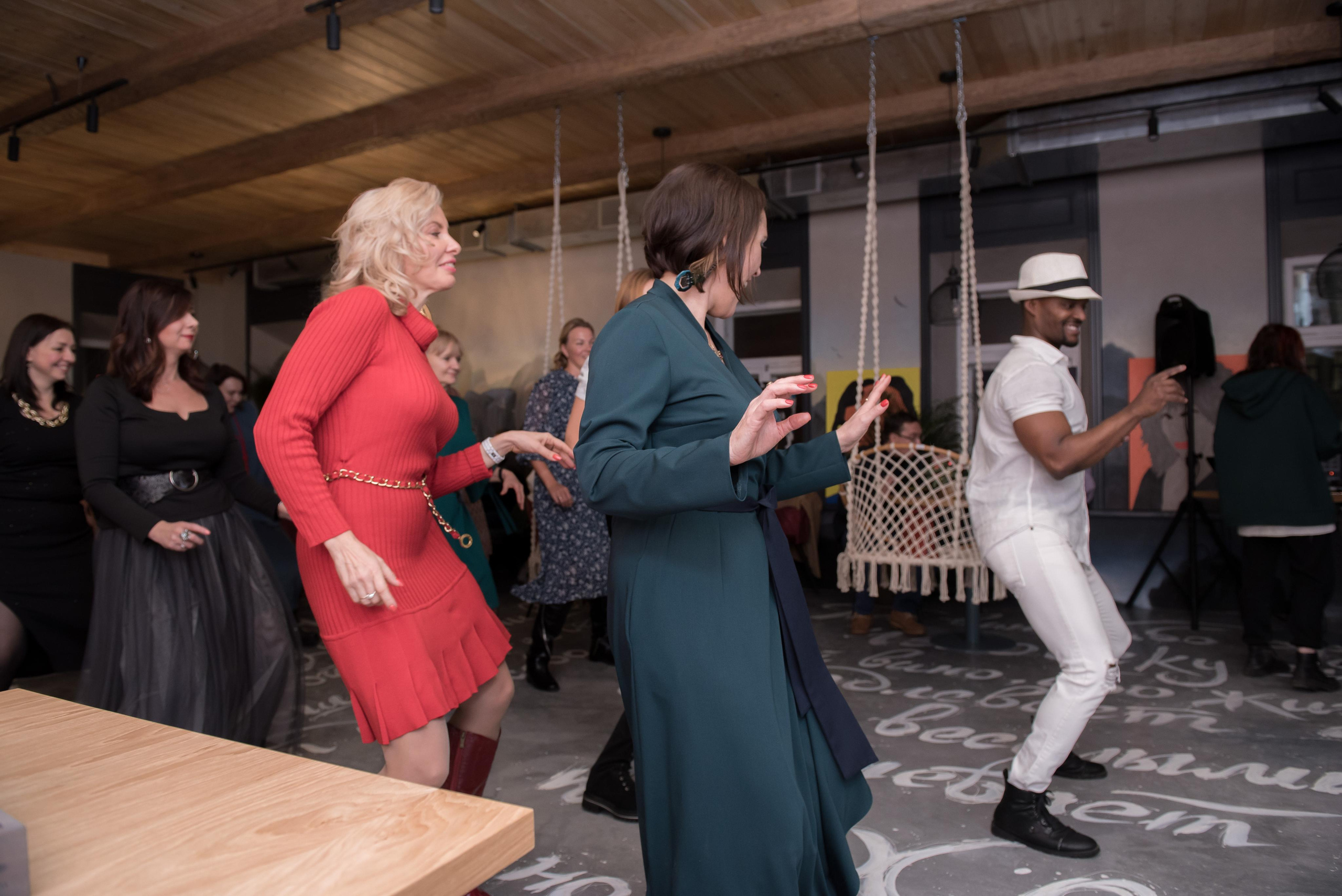 Открытие кафе-бара на Никольской. Бренд-фотограф для экспертов и блогеров в Москве Влада Горбовская