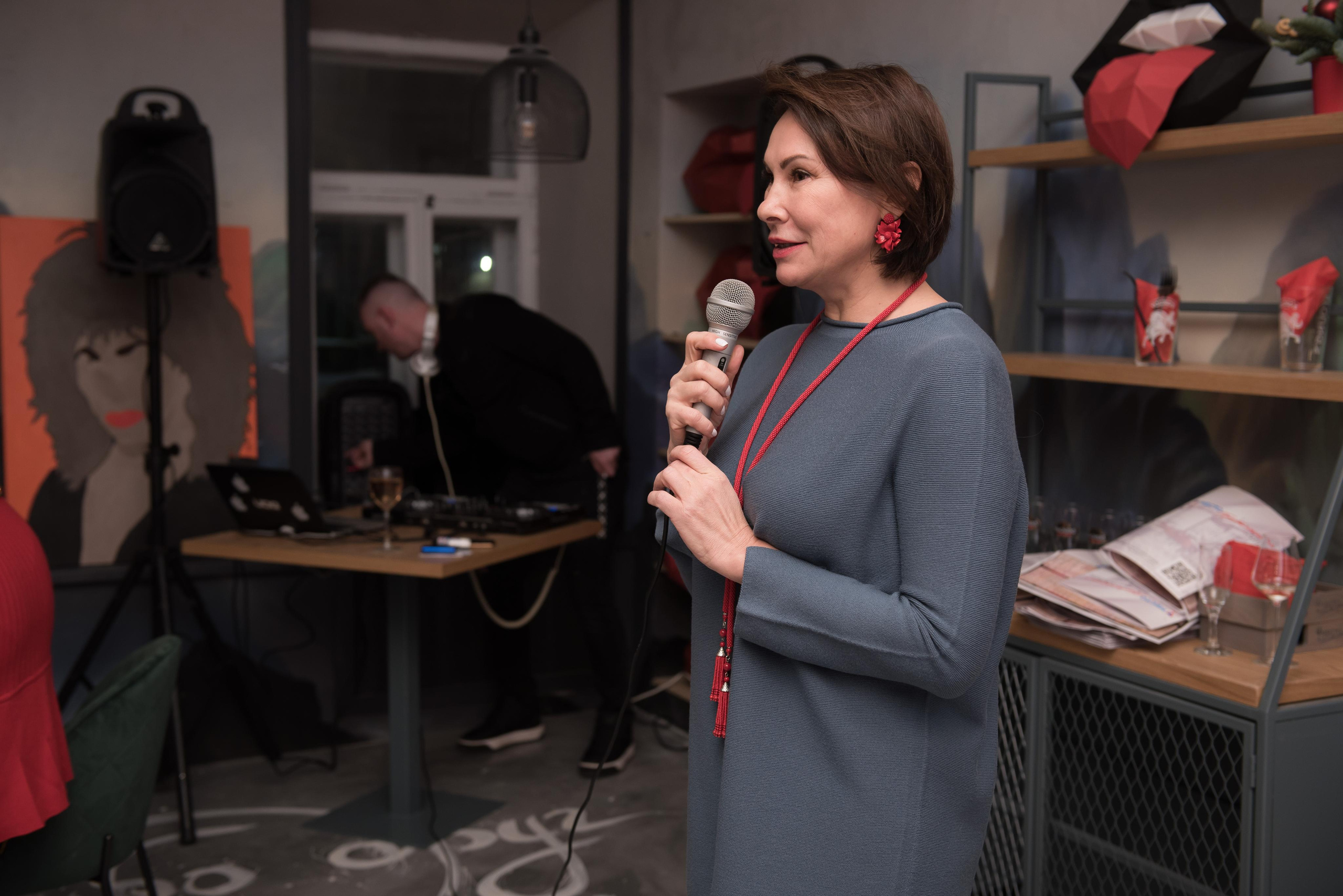 Открытие кафе-бара на Никольской. Бренд-фотограф для экспертов и блогеров в Москве Влада Горбовская