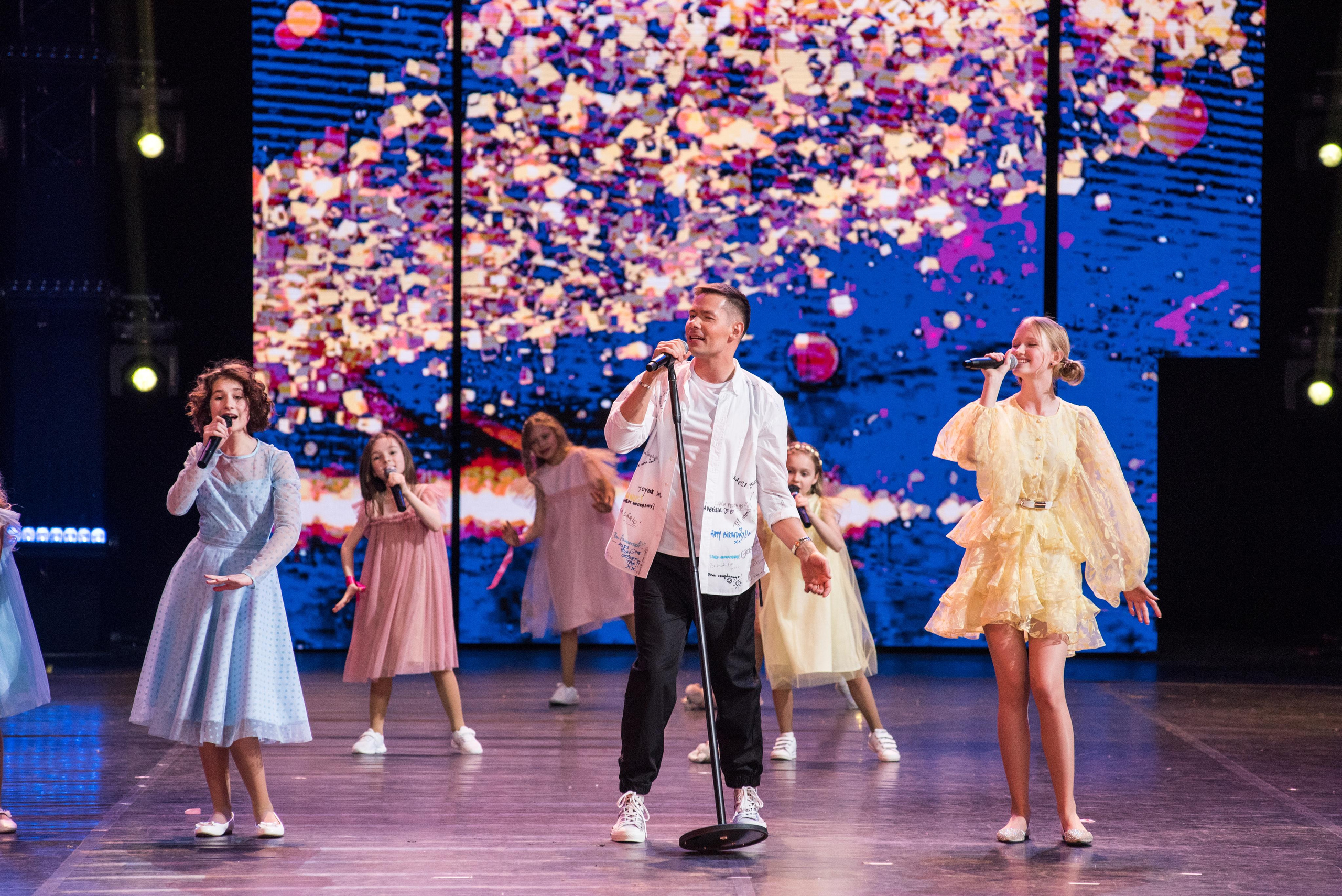 Концерт «Взрослые и Дети. Непоседам — 30!». Бренд-фотограф для экспертов и блогеров в Москве Влада Горбовская