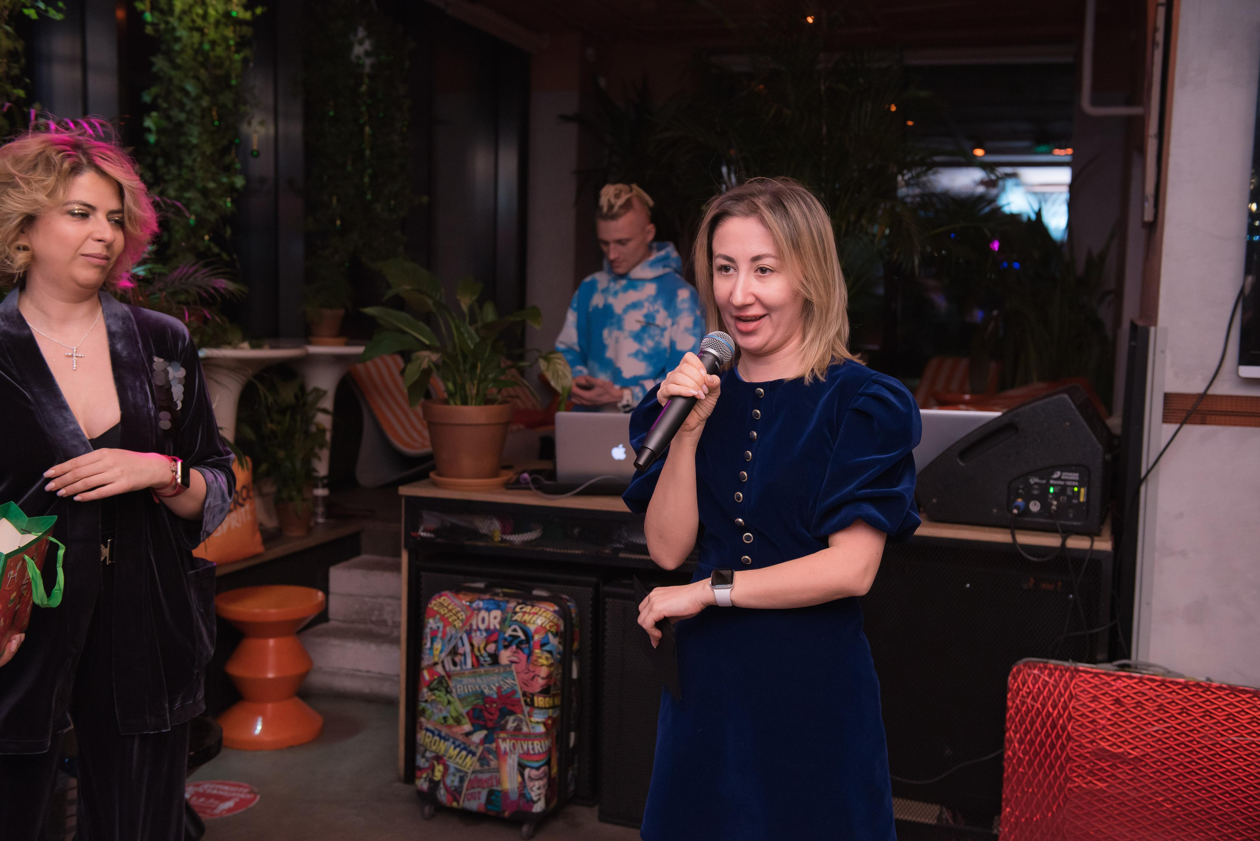 Новогодний девичник «Небанальный нетворкинг». Бренд-фотограф для экспертов и блогеров в Москве Влада Горбовская