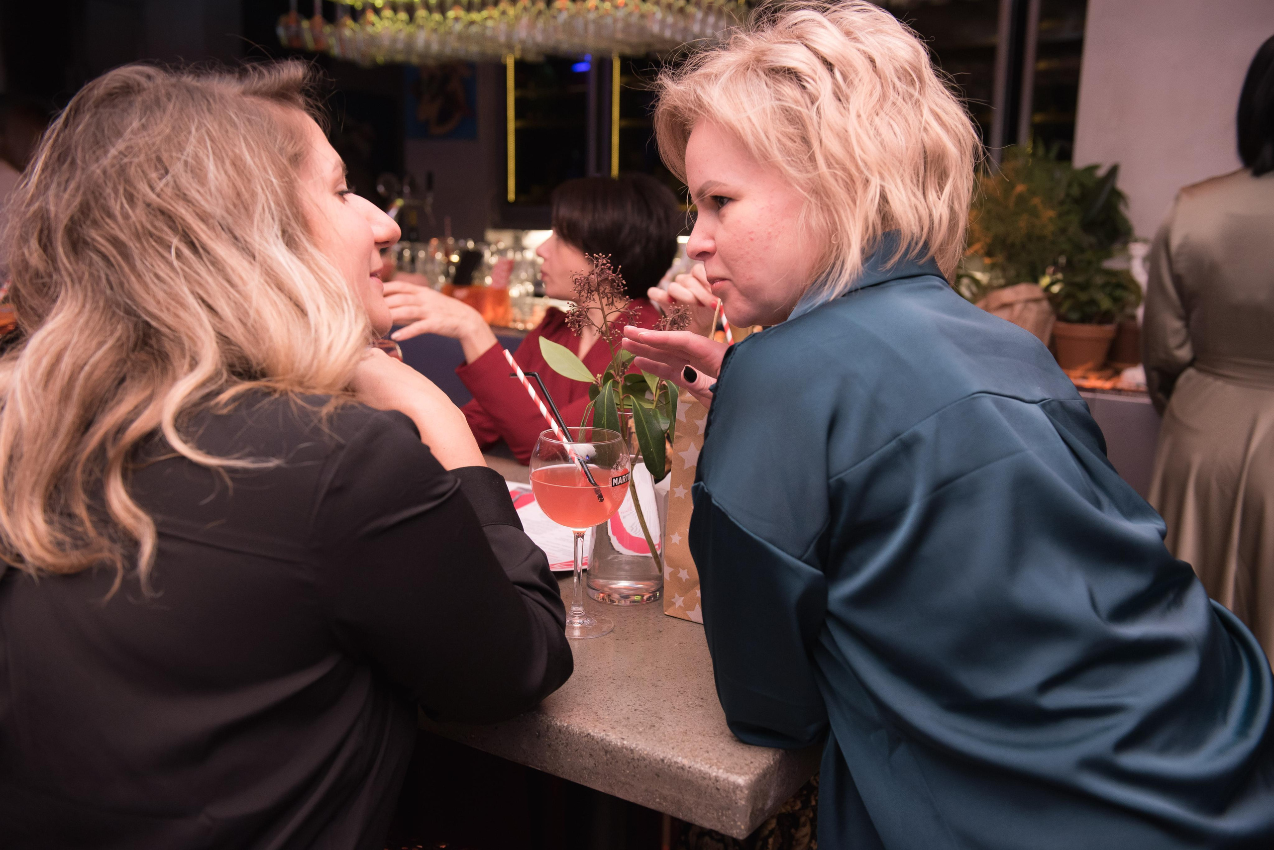 Новогодний девичник «Небанальный нетворкинг». Бренд-фотограф для экспертов и блогеров в Москве Влада Горбовская