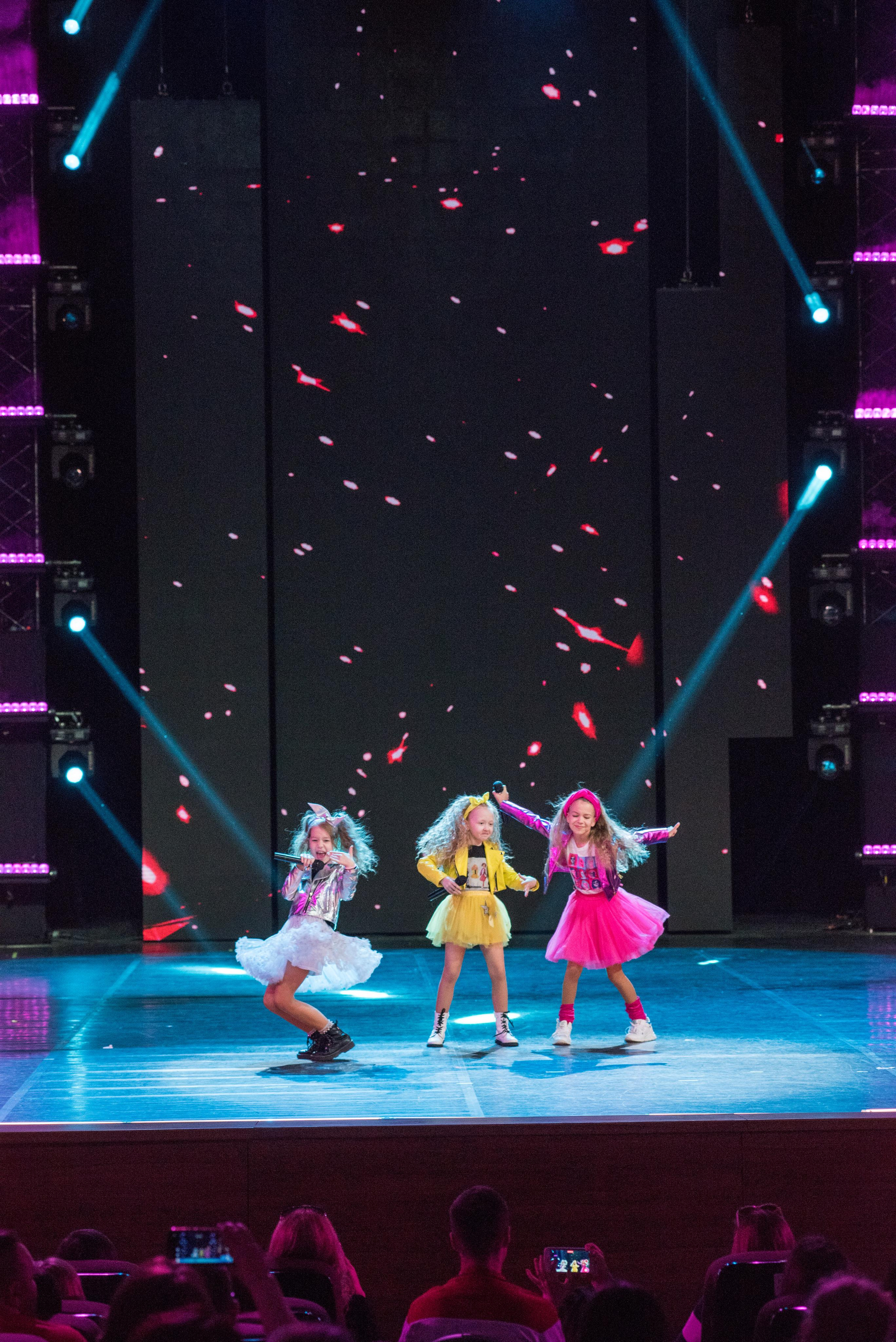 Концерт «Взрослые и Дети. Непоседам — 30!». Бренд-фотограф для экспертов и блогеров в Москве Влада Горбовская