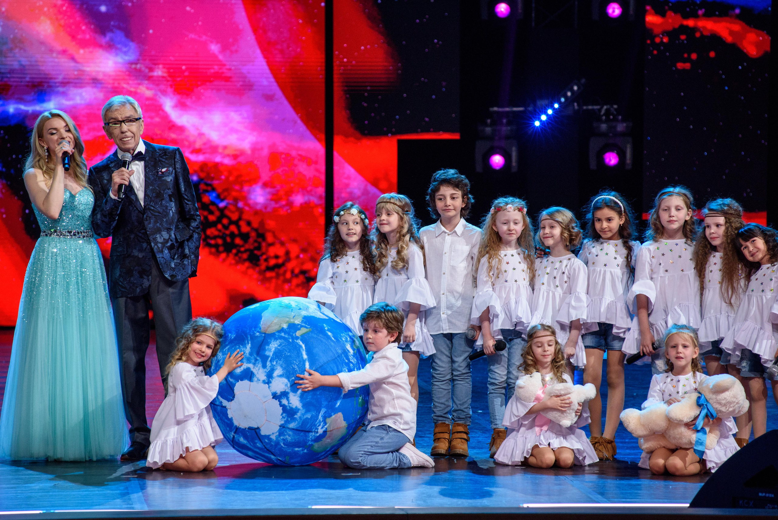 Концерт «Взрослые и Дети. Непоседам — 30!». Бренд-фотограф для экспертов и блогеров в Москве Влада Горбовская