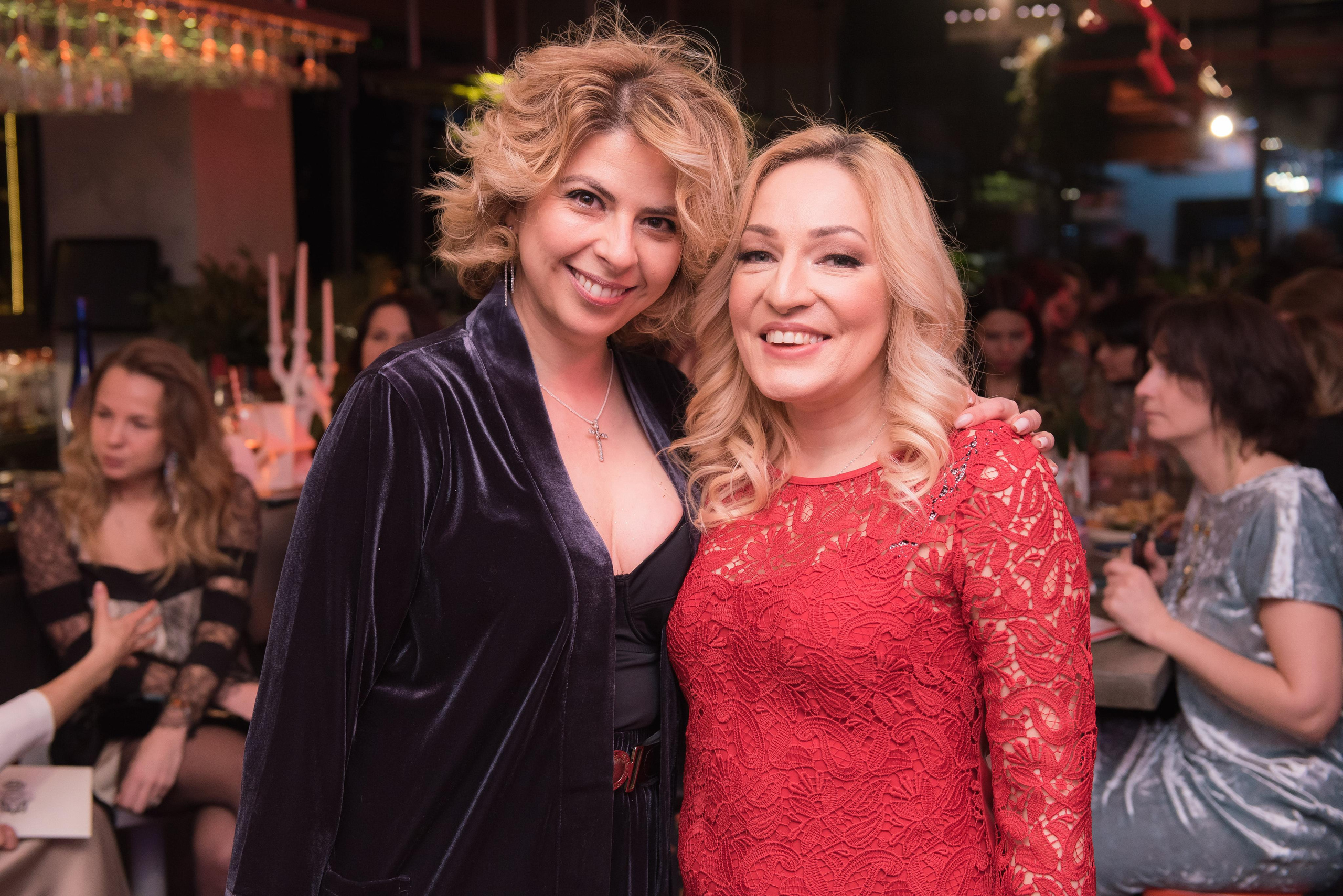 Новогодний девичник «Небанальный нетворкинг». Бренд-фотограф для экспертов и блогеров в Москве Влада Горбовская