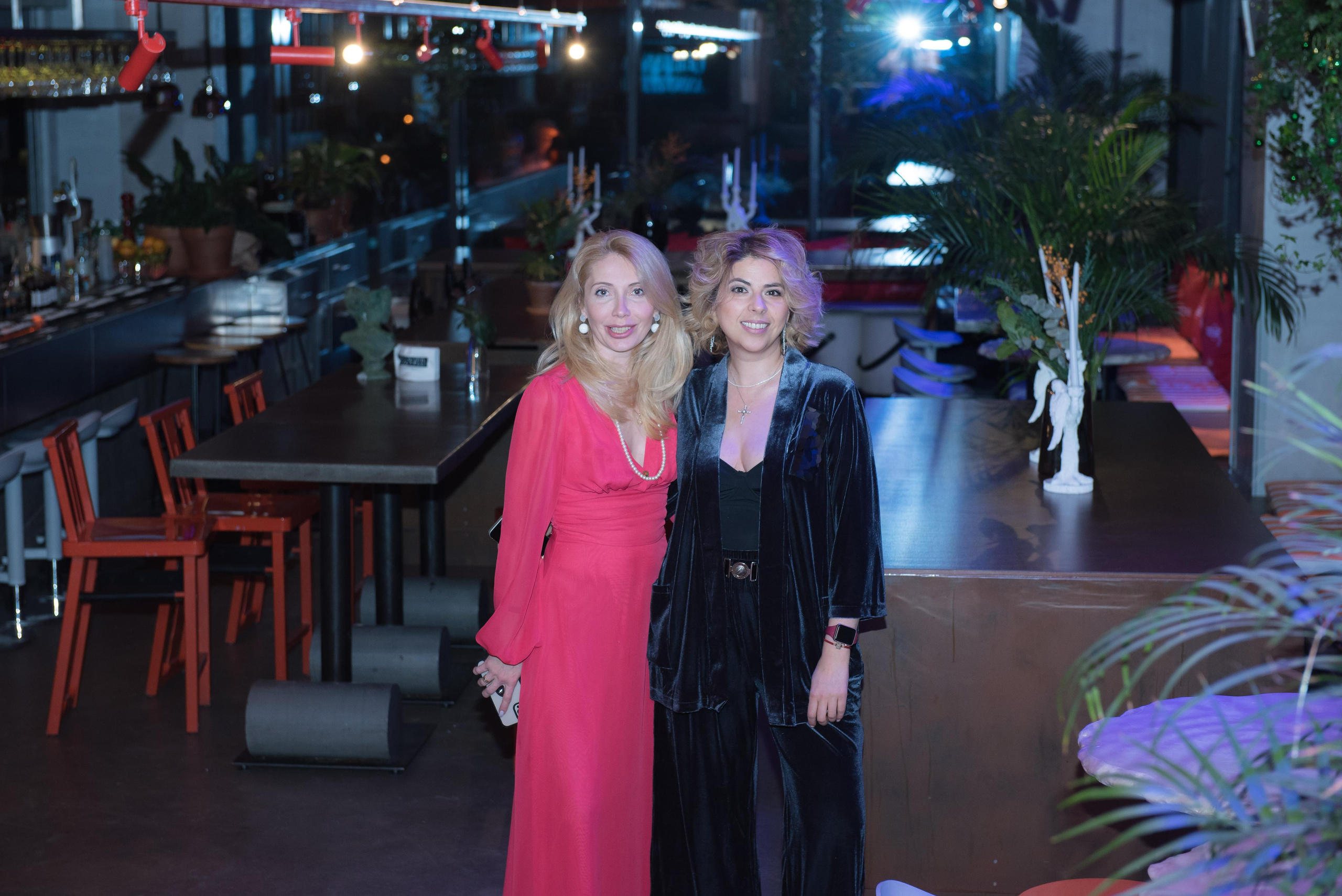 Новогодний девичник «Небанальный нетворкинг». Бренд-фотограф для экспертов и блогеров в Москве Влада Горбовская