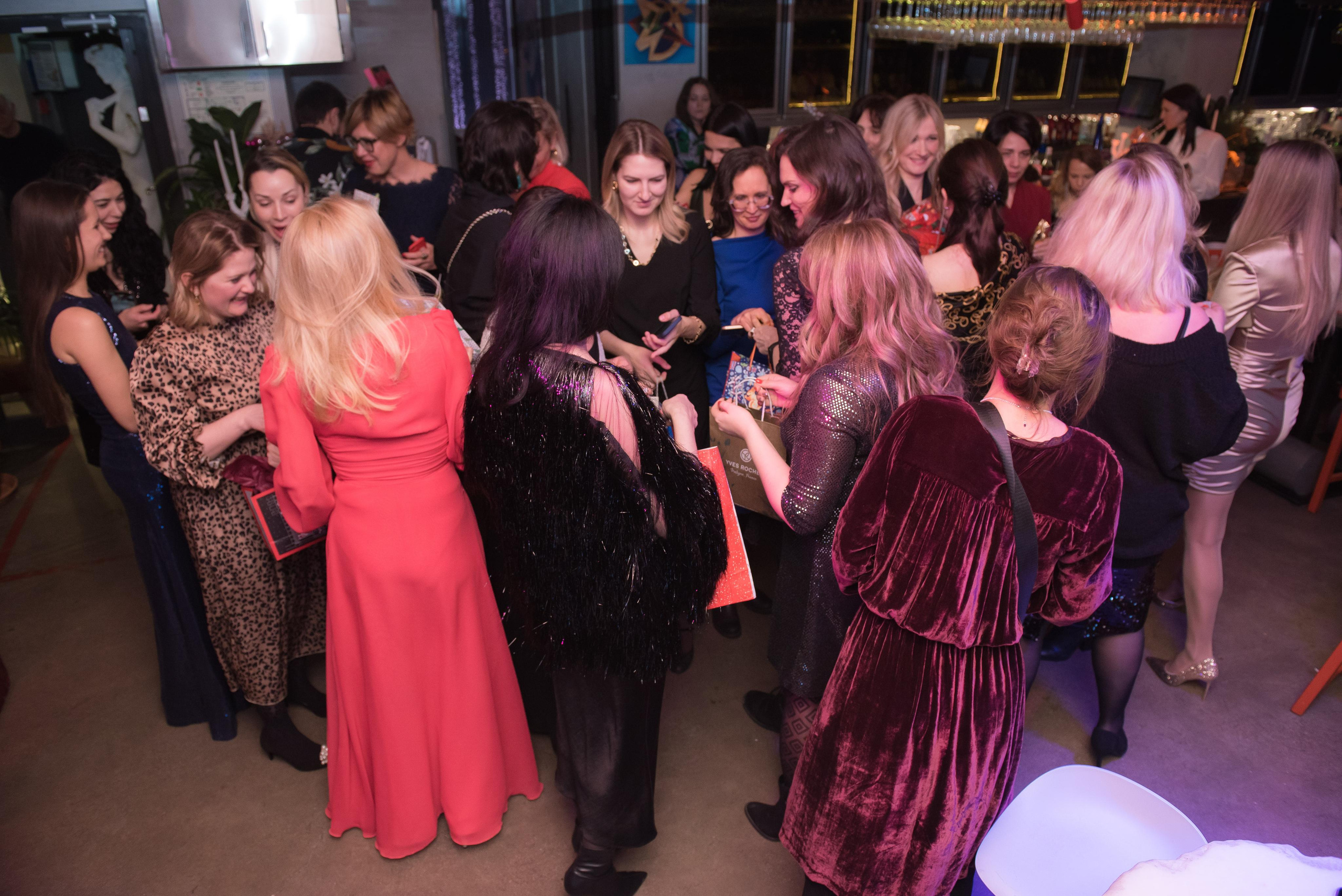 Новогодний девичник «Небанальный нетворкинг». Бренд-фотограф для экспертов и блогеров в Москве Влада Горбовская