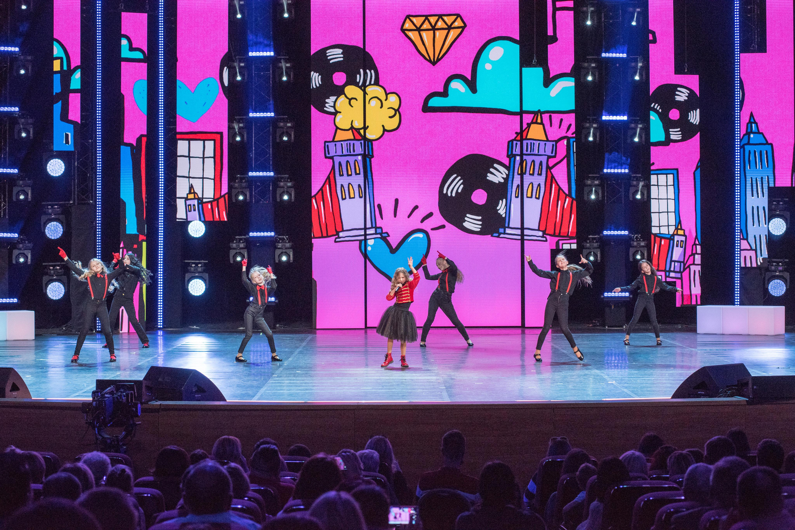 Концерт «Взрослые и Дети. Непоседам — 30!». Бренд-фотограф для экспертов и блогеров в Москве Влада Горбовская