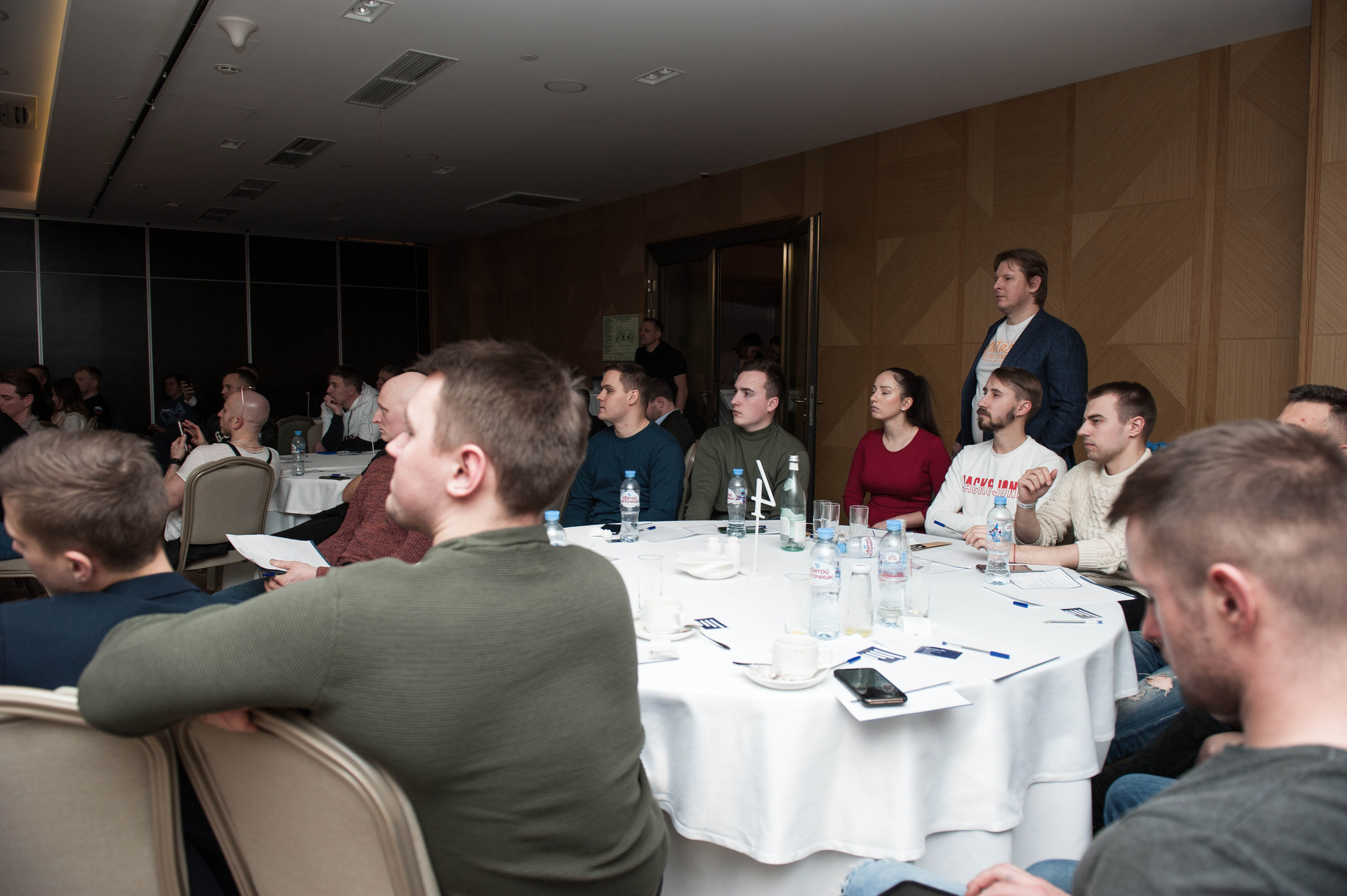 Конференция по Wildberies БЦ «Пальмира». Бренд-фотограф для экспертов и блогеров в Москве Влада Горбовская