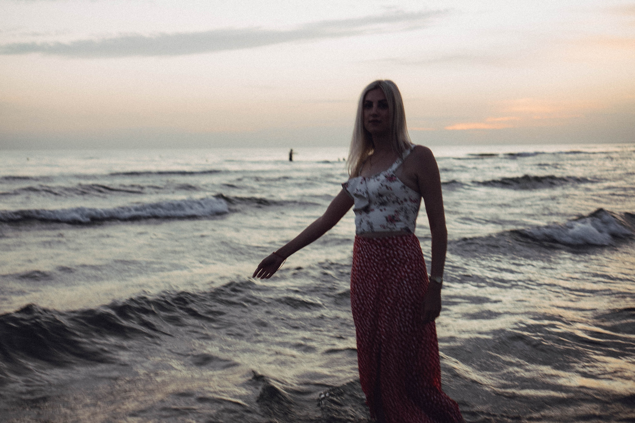 Июльский вечер на берегу черного моря. Профессиональный фотограф, Санкт-Петербург — Виктория Богомолова