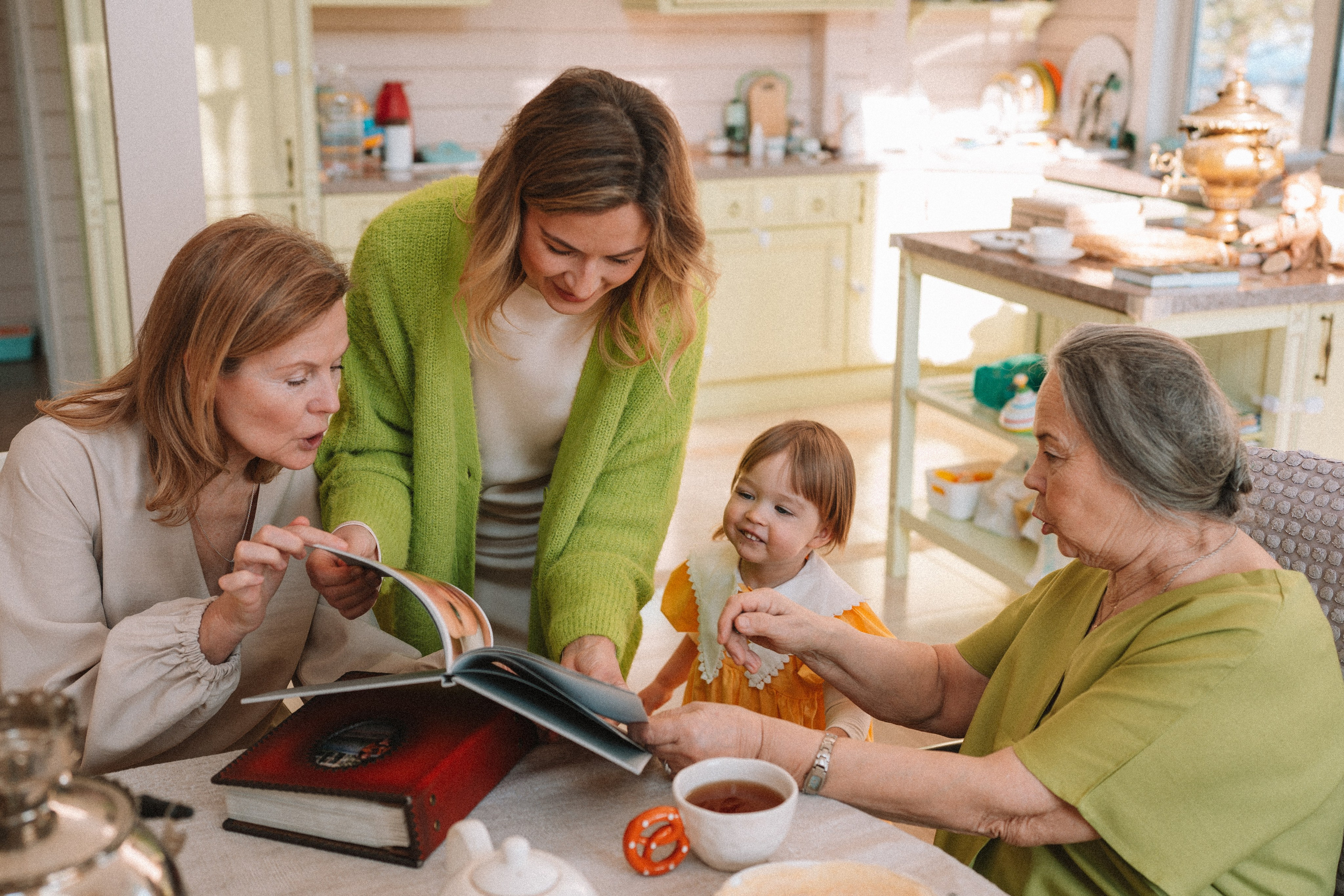 Арина, Ирина, Катя и Саша. Семейный фотограф Валерия Фабричникова, Москва