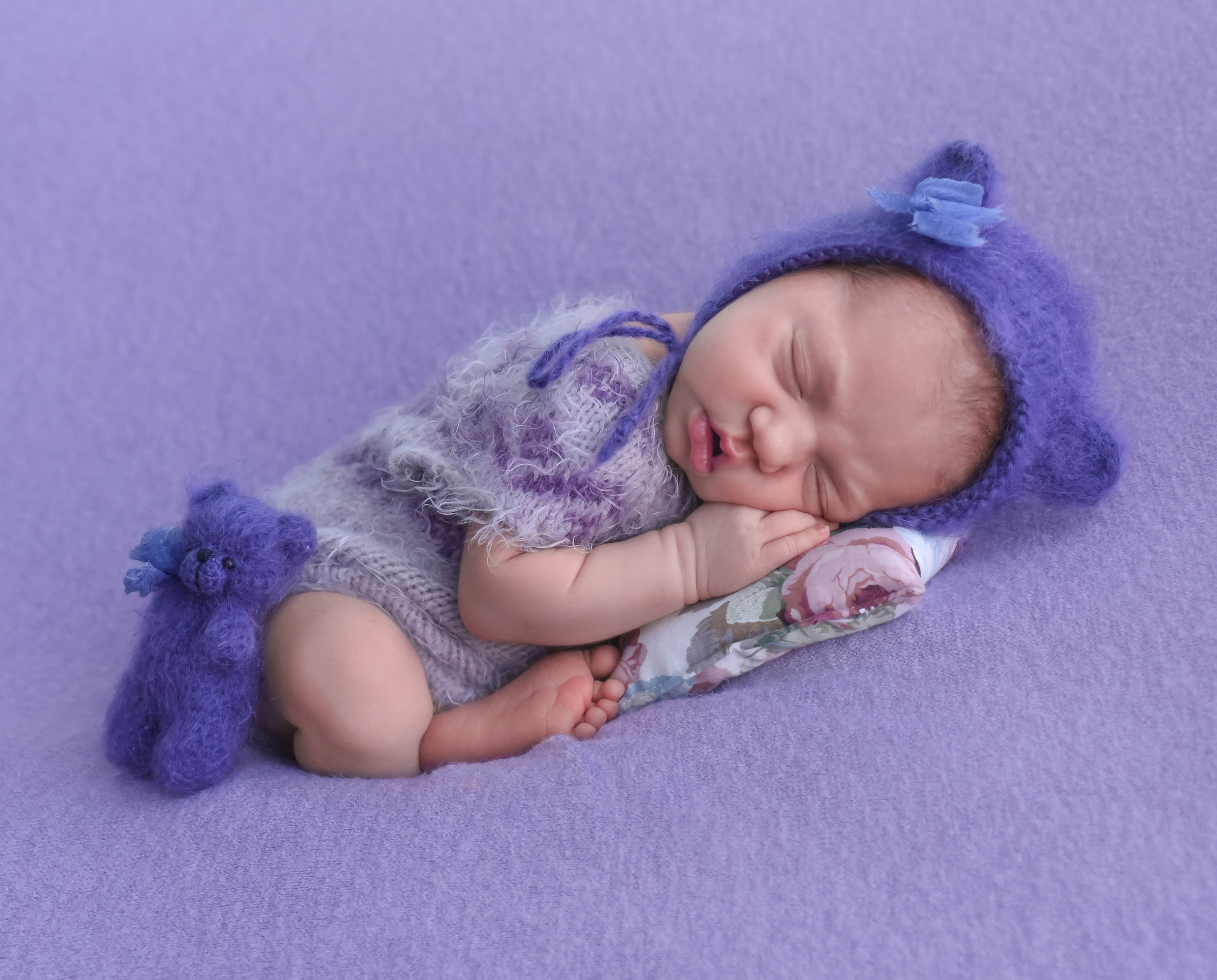 Новорожденные малыши. Детский и семейный Фотограф г. Красноярск