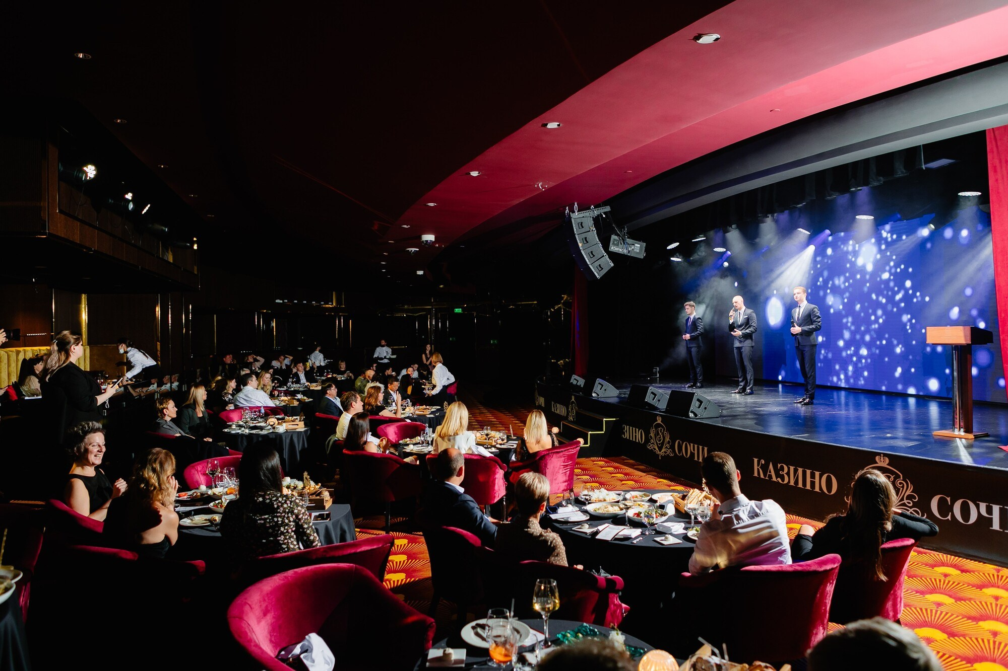 РЕПОРТАЖ | EVENT. Фотограф в Сочи, Репортажный фотограф Виктор Кочков-Филатов