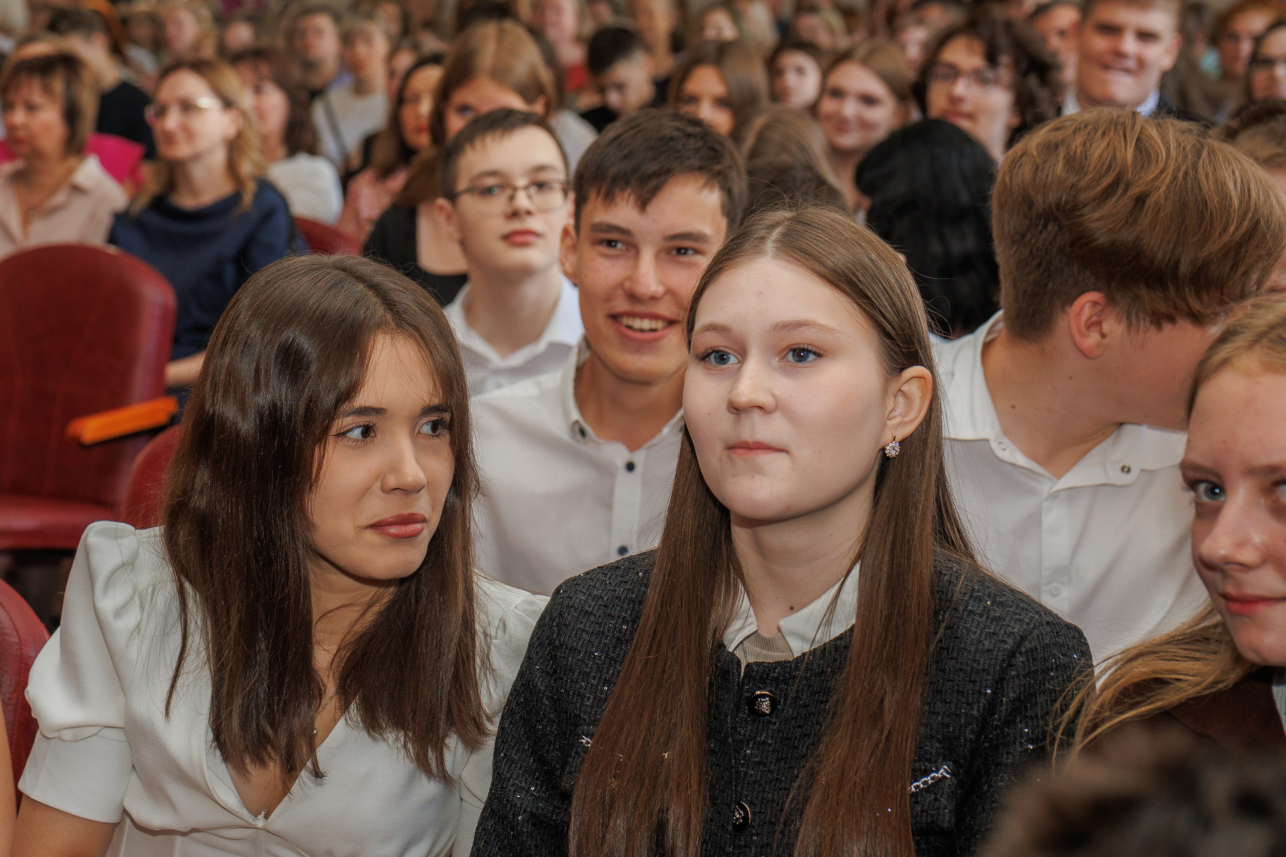 Вручение аттестатов. Свадебный и семейный фотограф в Новосибирске Ирина Дорошкова