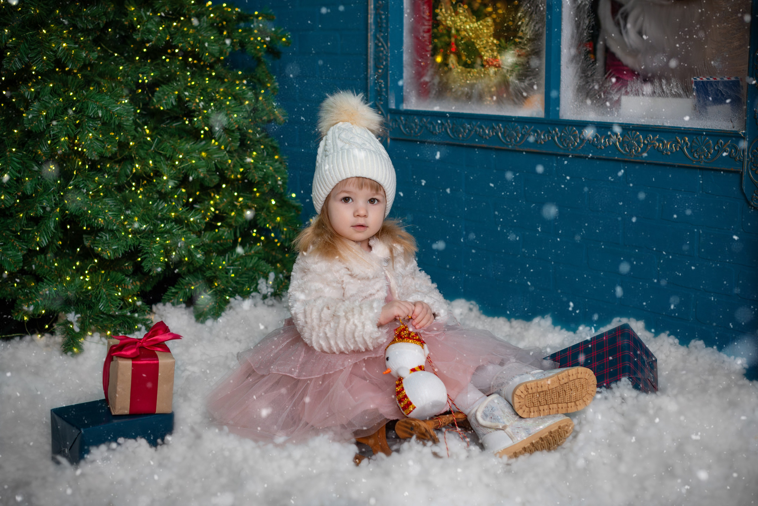 Встреча с Дедом Морозом (ежегодный). Татьяна Гойда портретный и семейный фотограф Ленск. Выпускные альбомы