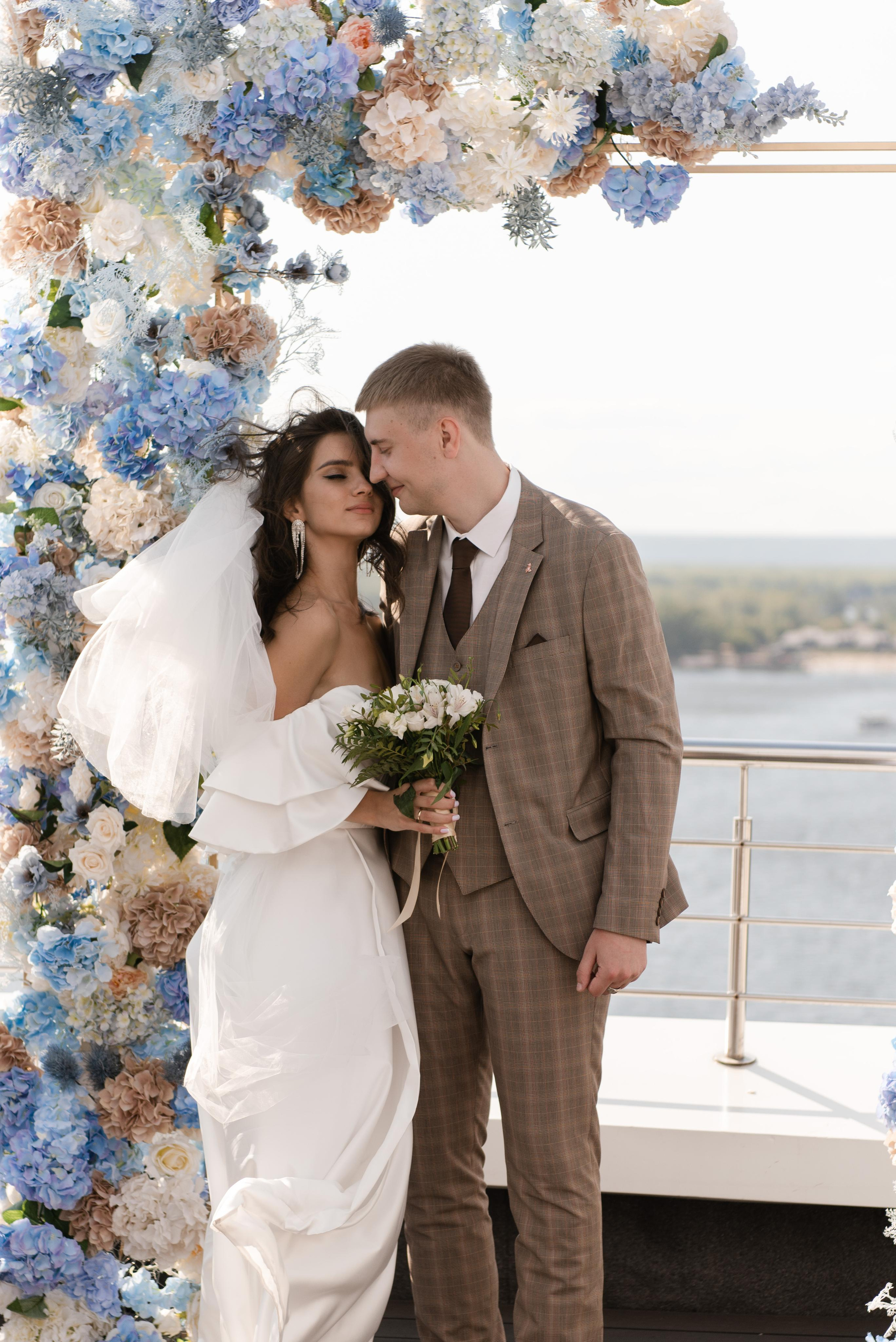 Алексей и Ксения. Свадебный фотограф в Самаре Виденмаер Евгения