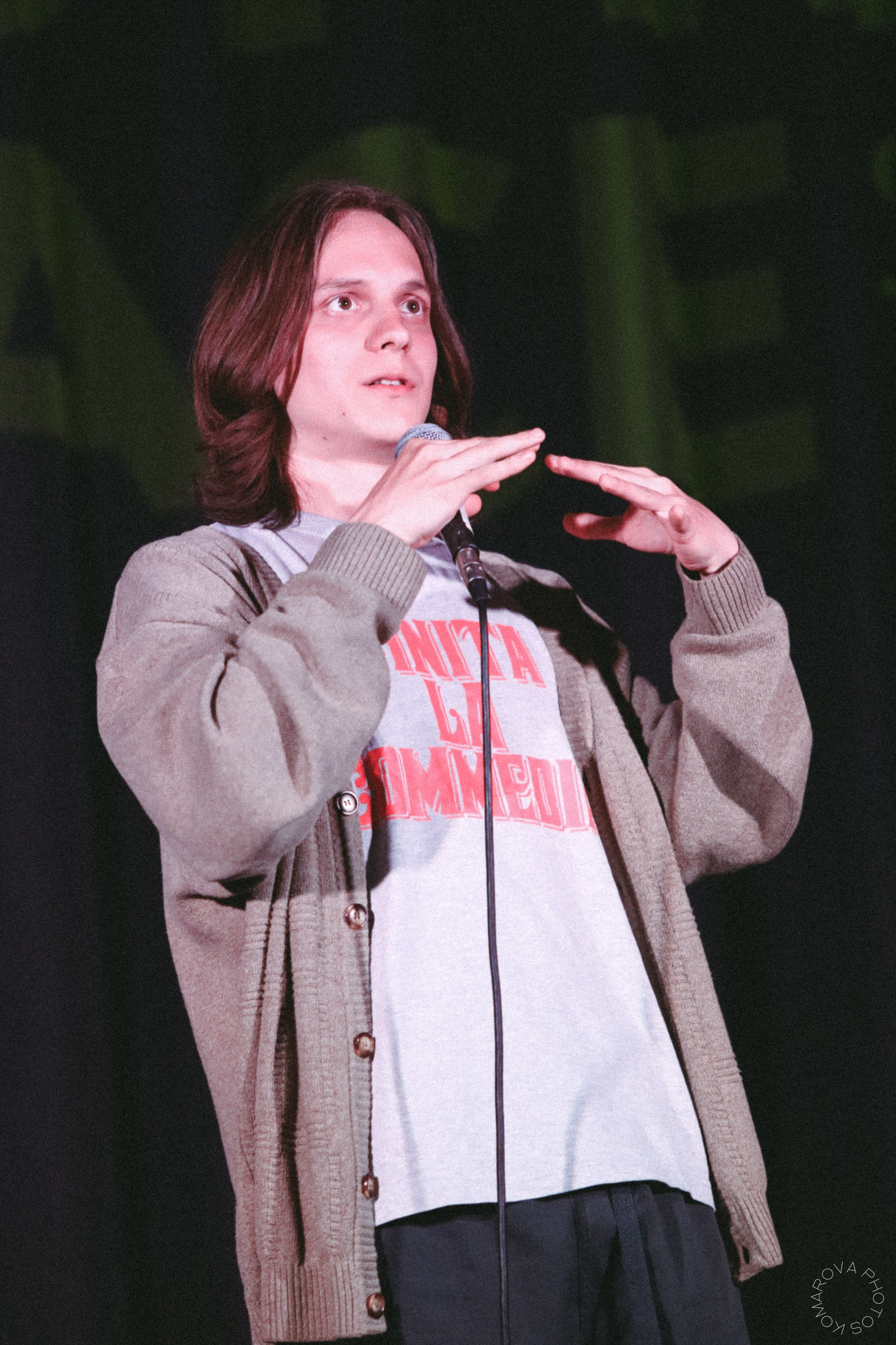 Stand up. Продавцы футболок