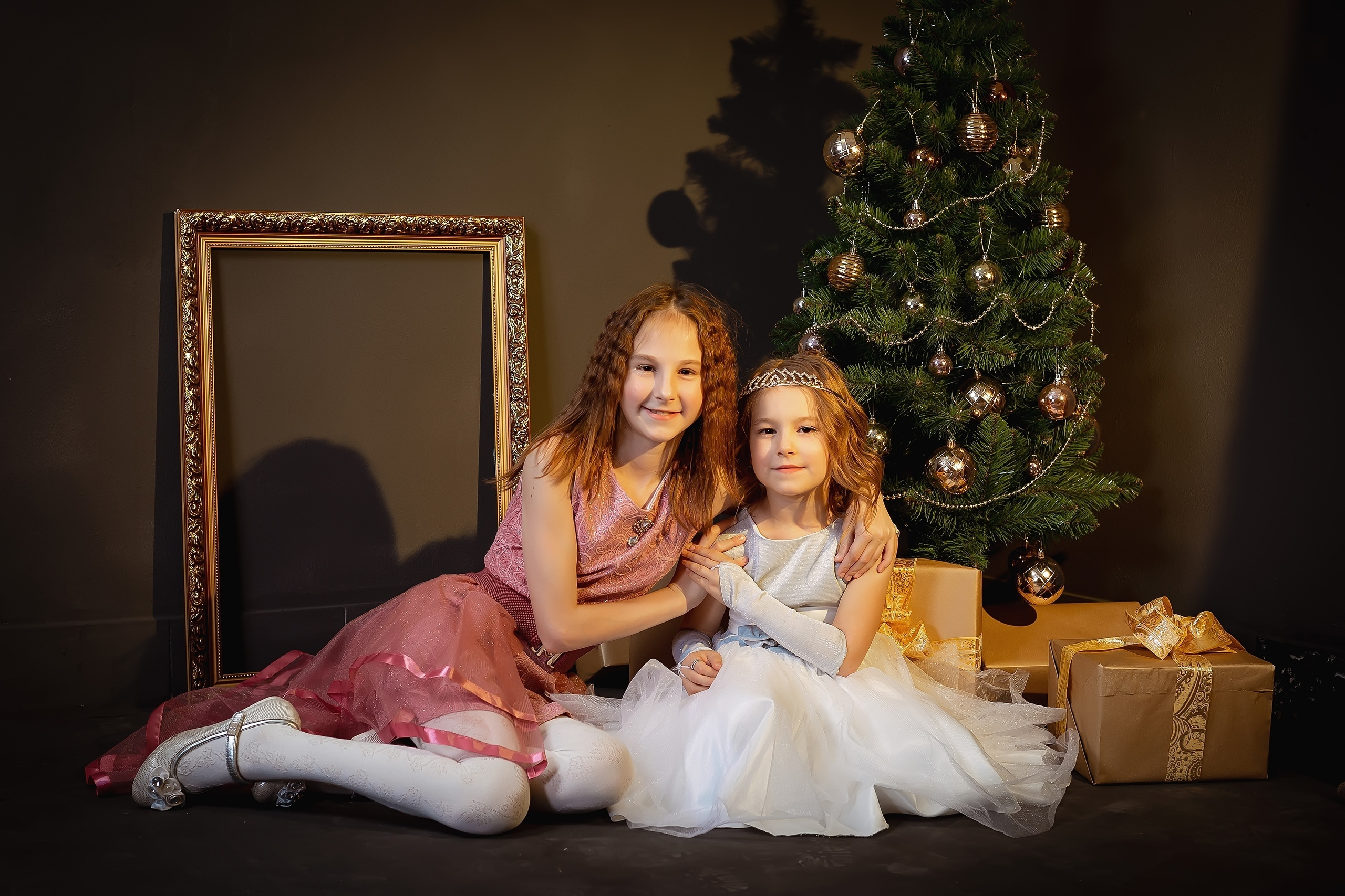 © Фотостудия "Олеся". Все права защищены. "Любое использование или копирование материалов или элементов дизайна сайта допускается только с разрешения правообладателя и со ссылкой на источник".