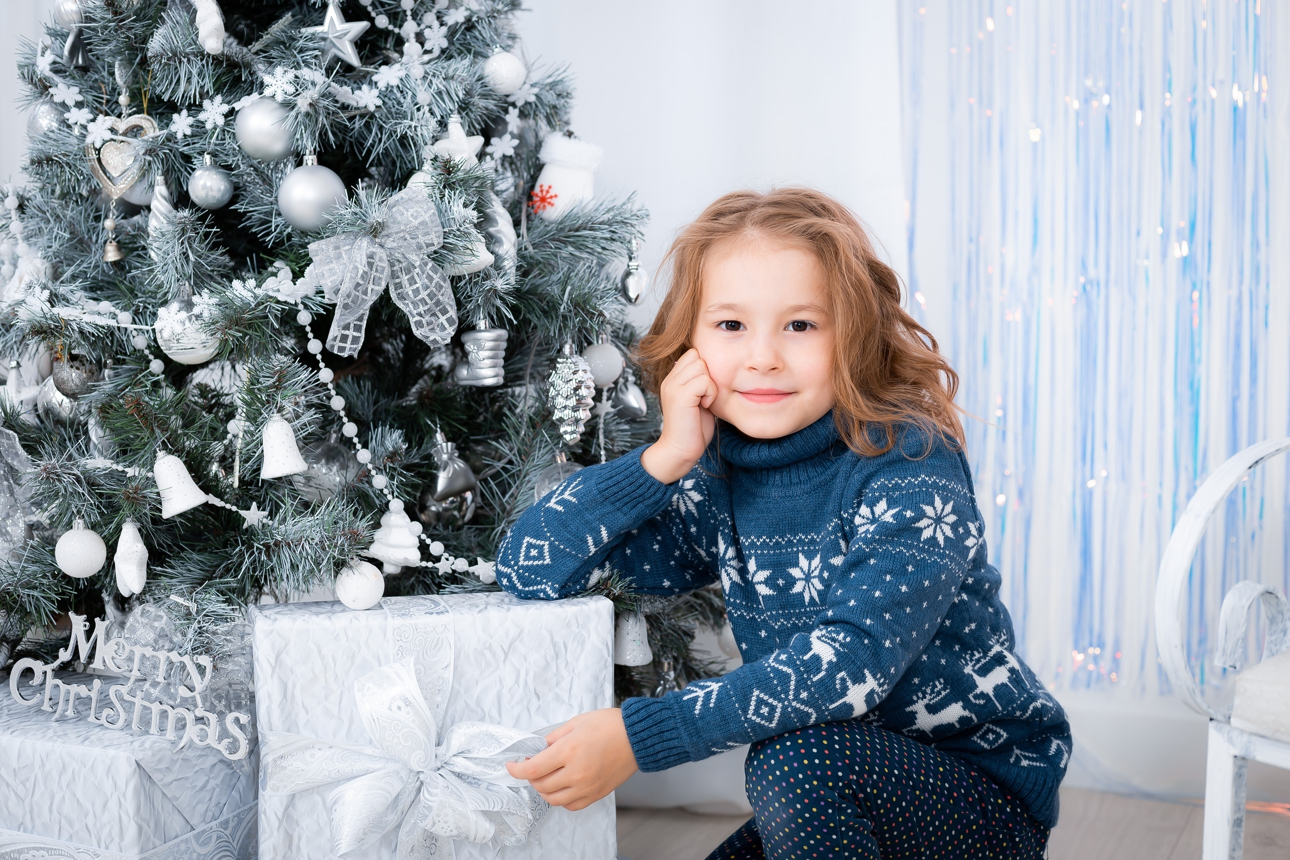 © Фотостудия "Олеся". Все права защищены. "Любое использование или копирование материалов или элементов дизайна сайта допускается только с разрешения правообладателя и со ссылкой на источник".