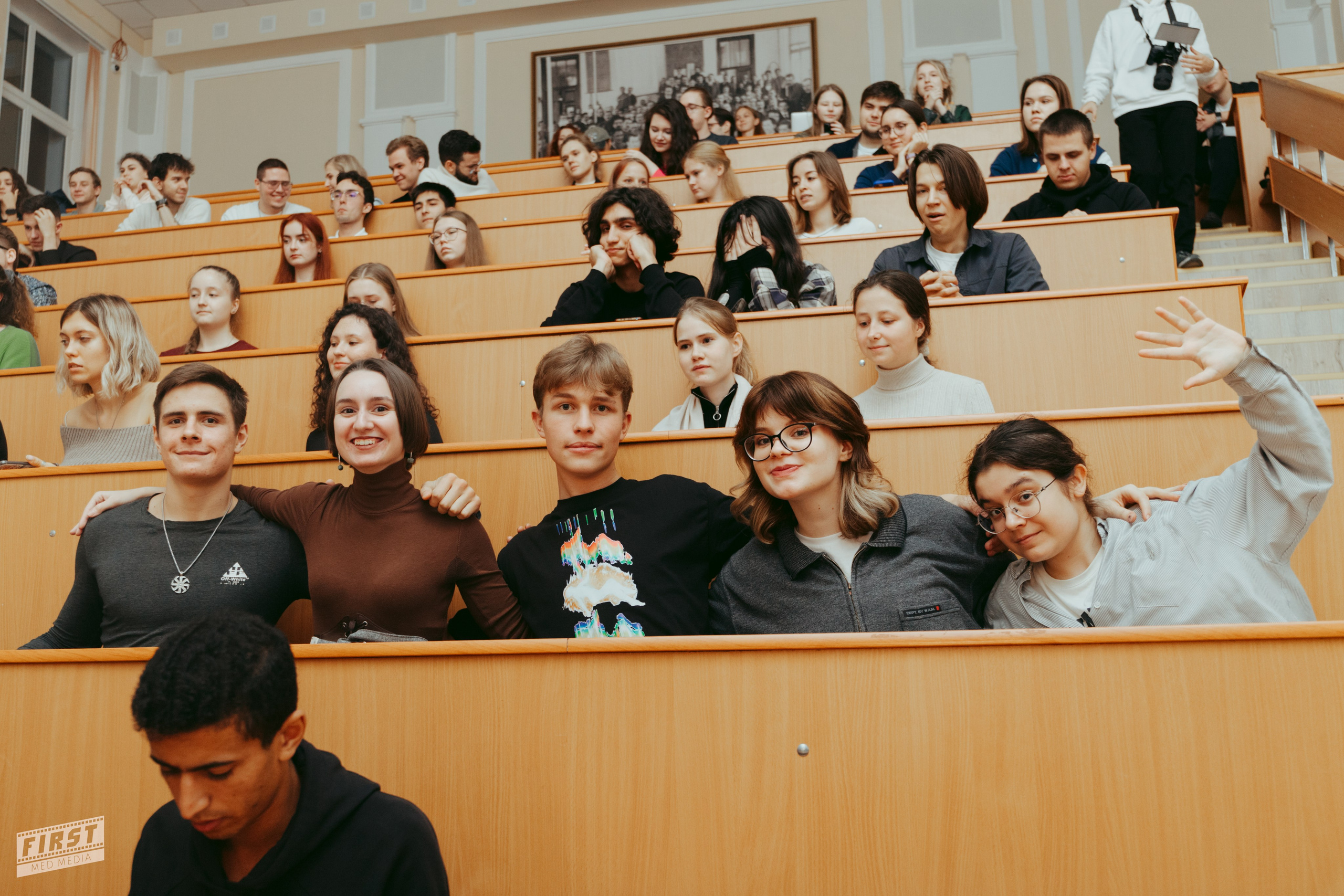 Гитарник, сентябрь '24. Портретная и репортажная съемка в Москве — Анна Михайлюк
