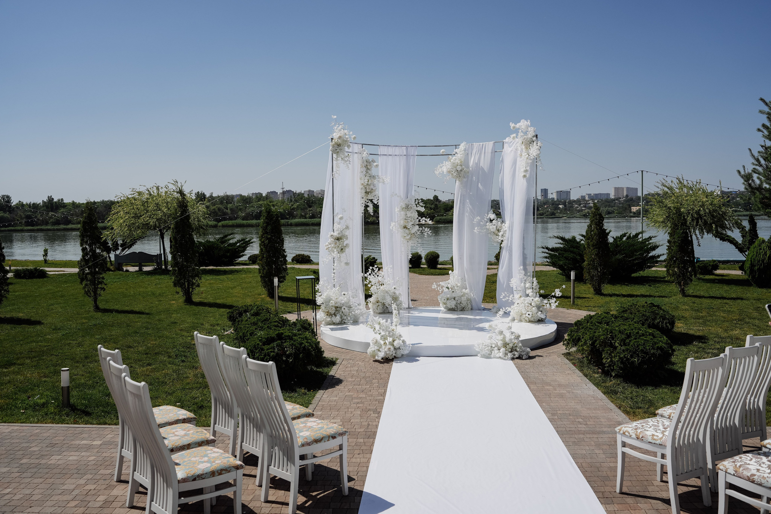 Хаятт и Усадьба Голицына. Кирилл и Ольга. Свадебный фотограф и видеограф в Ростове-на-Дону Виталий Величко