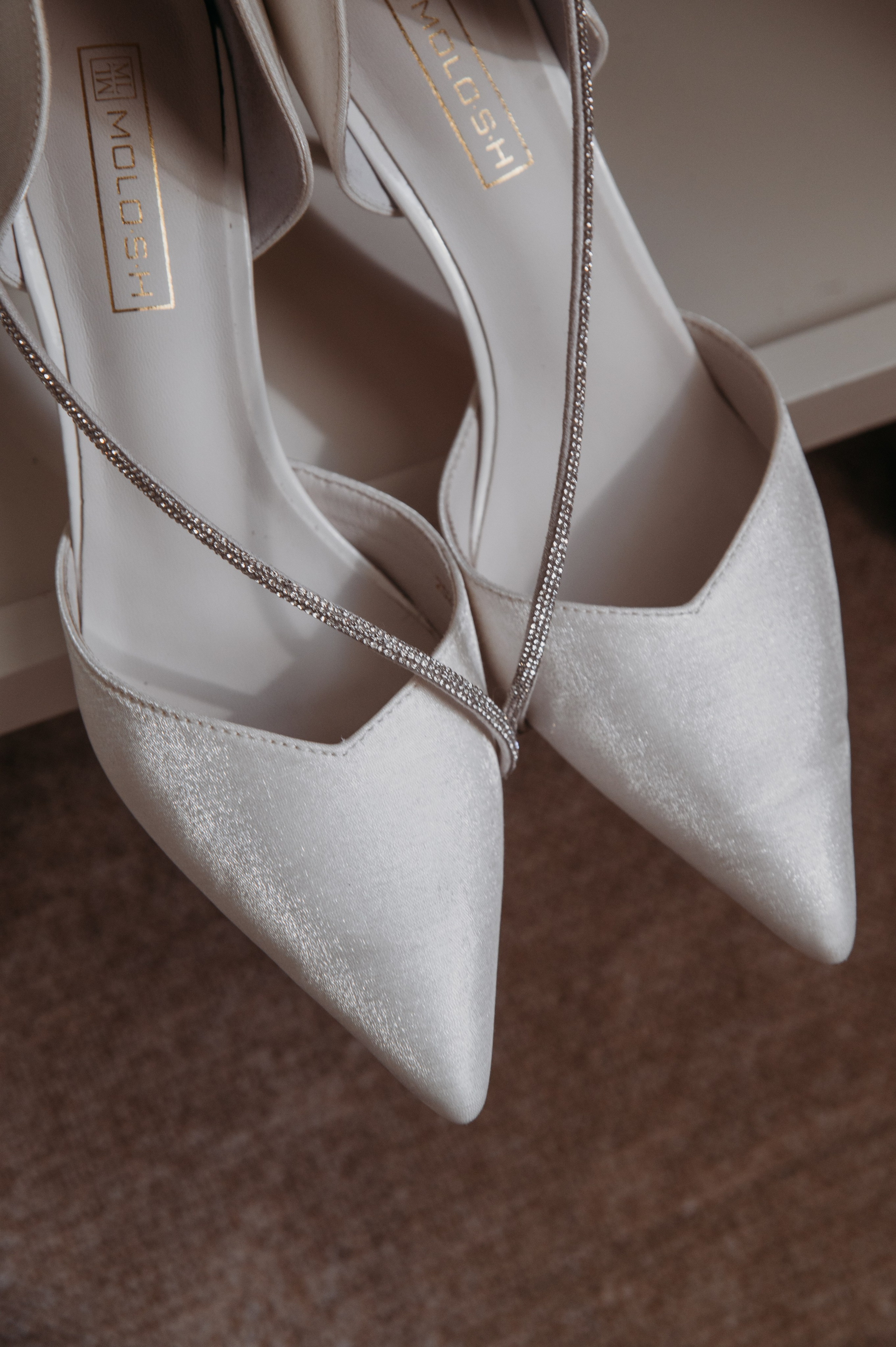 Галерея со свадьбы в Твери, красивая пара в Домотканово. Свадебный фотограф в Твери, Москве и Санкт-Петербурге Денисова Екатерина