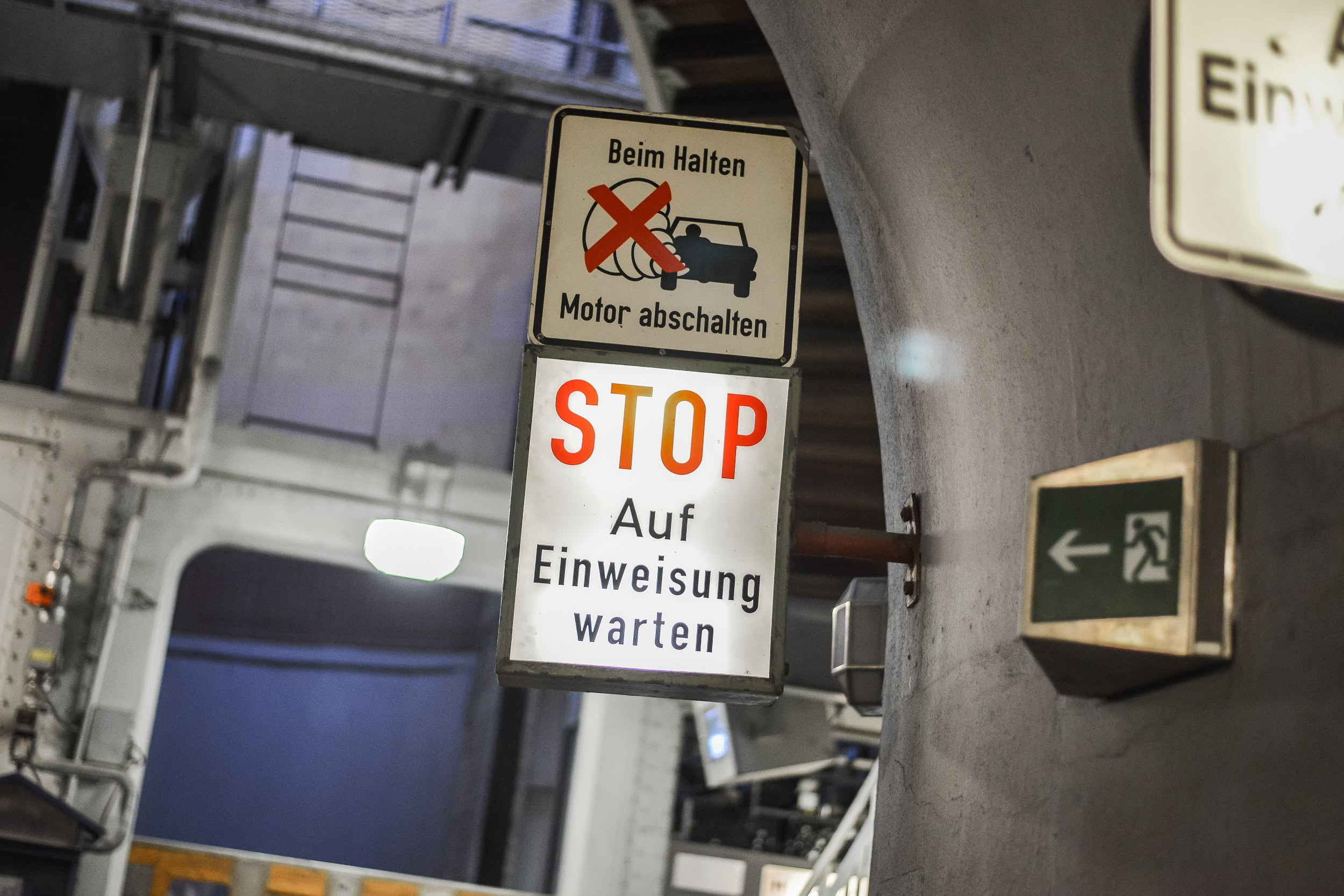 корпоратив, тимбилдинг, юбилей, Фотограф на праздник, Беларусь, минск фотограф, репортажной фотограф Беларусь,  фотограф в Минске, Алексей Матюшков, фоторепортер Беларуси, Репортажная съемка мероприятий,  день рождения, Тоннель через Эльбу