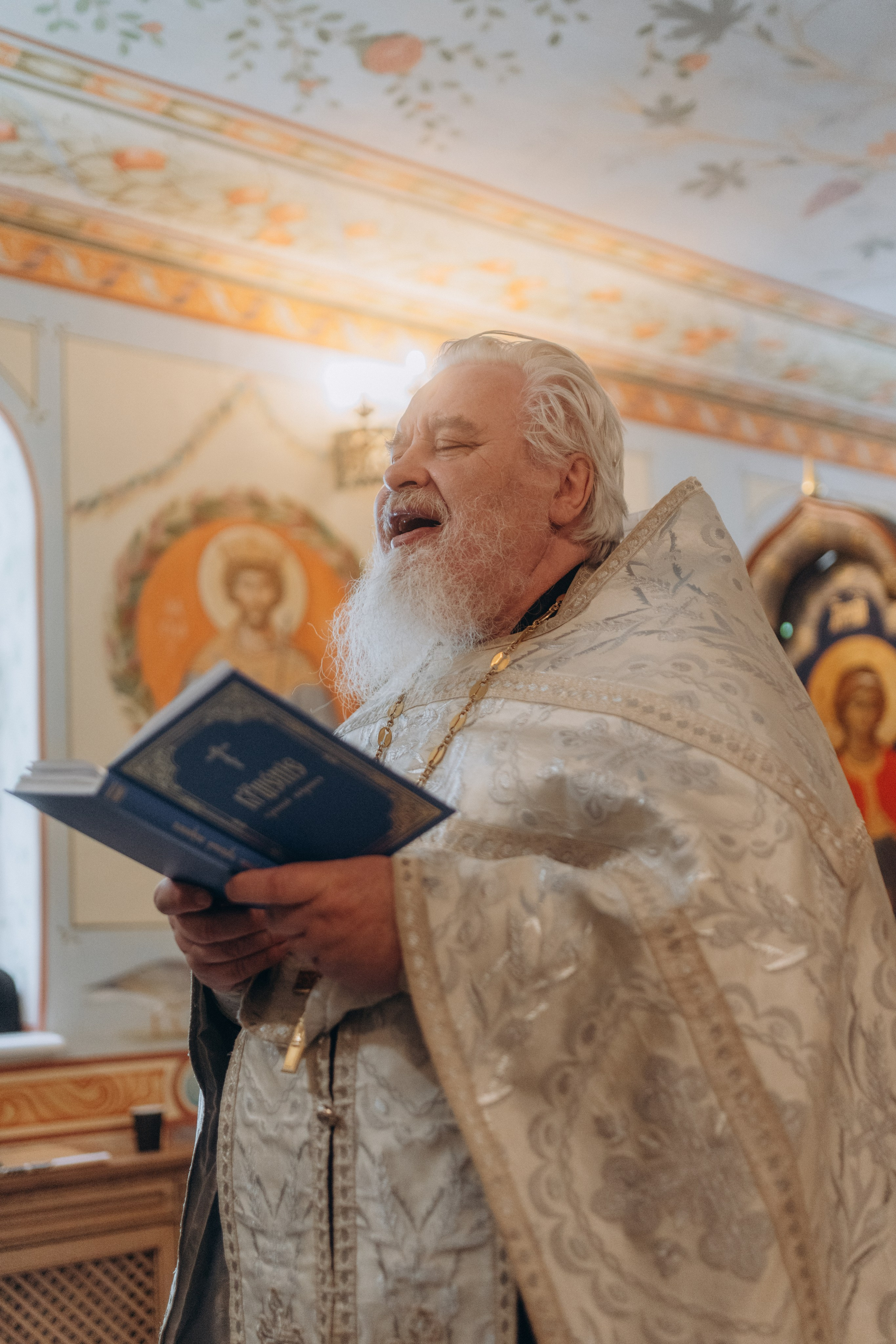 Таинство Крещения. Семейный фотограф и видеограф в Москве