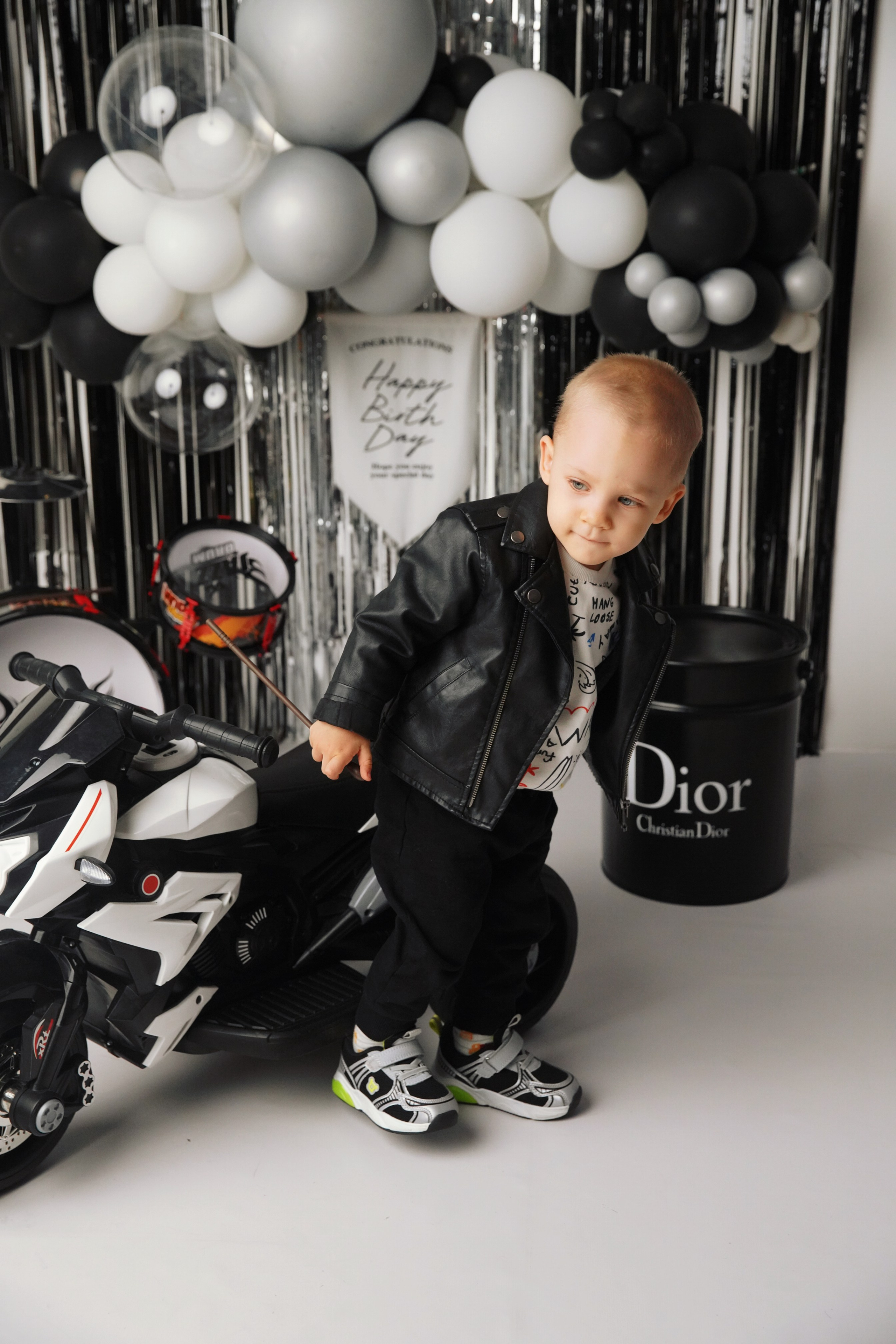 Байкер. Фотограф новорожденных. Семейный и детский фотограф в городе Сургуте