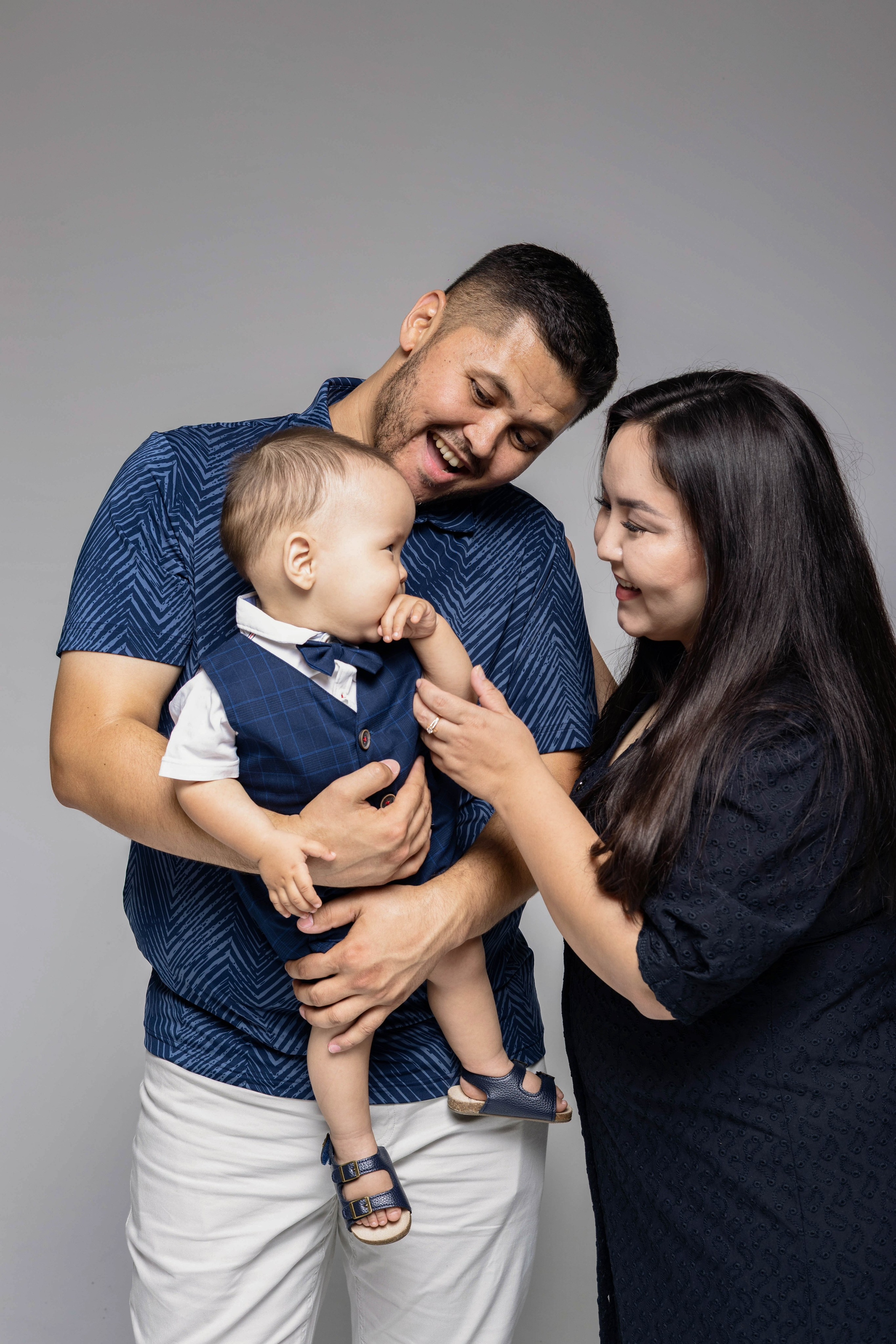 Детская семейная фотосессия в Алматы — профессиональный детский фотограф. Фотограф Алматы