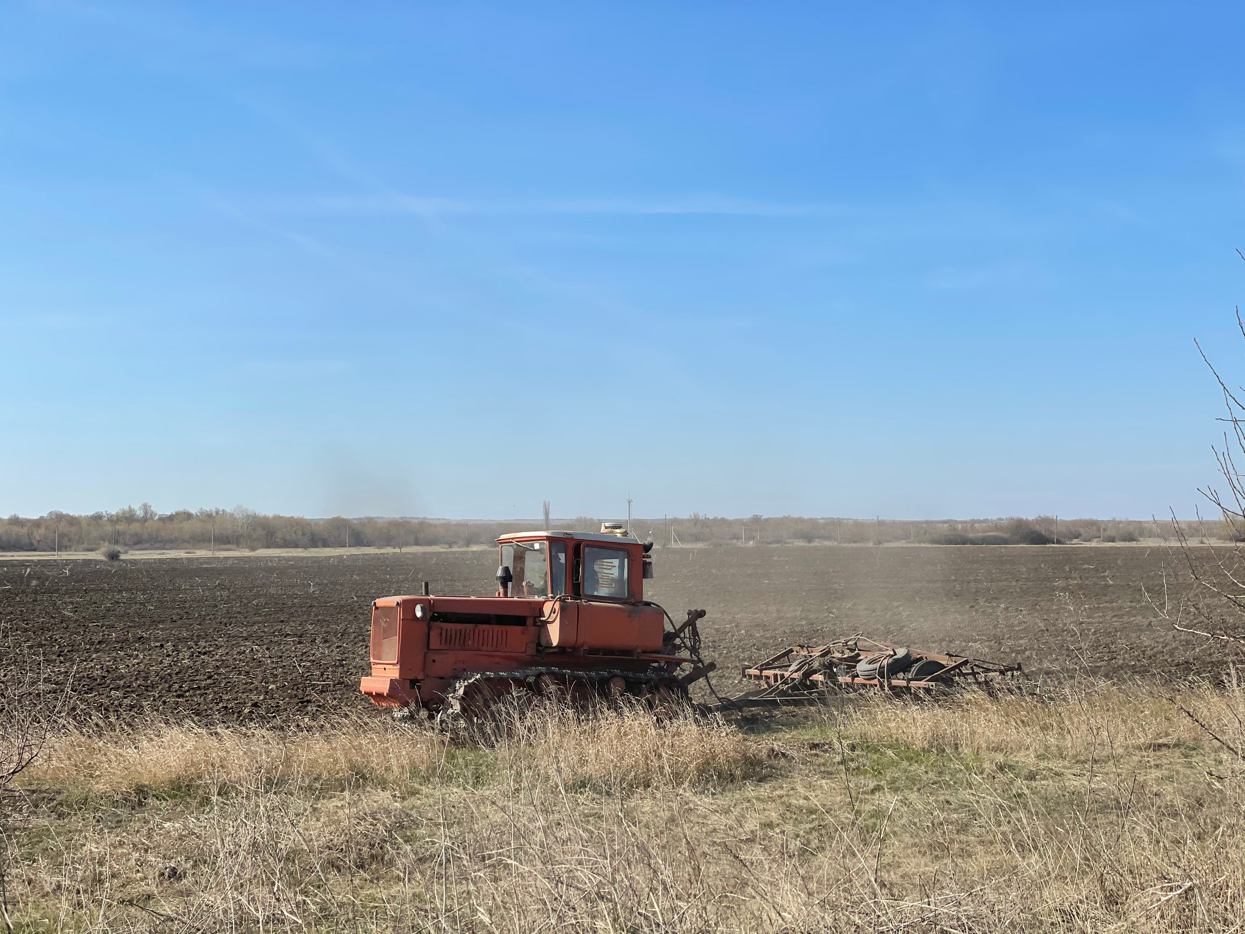 90 011 Трактор. ВИЗУАЛЬНЫЕ И ЗВУКОВЫЕ РЕШЕНИЯ ДЛЯ БИЗНЕСА И СЪЁМОК ТЕЛЕТЕЛА