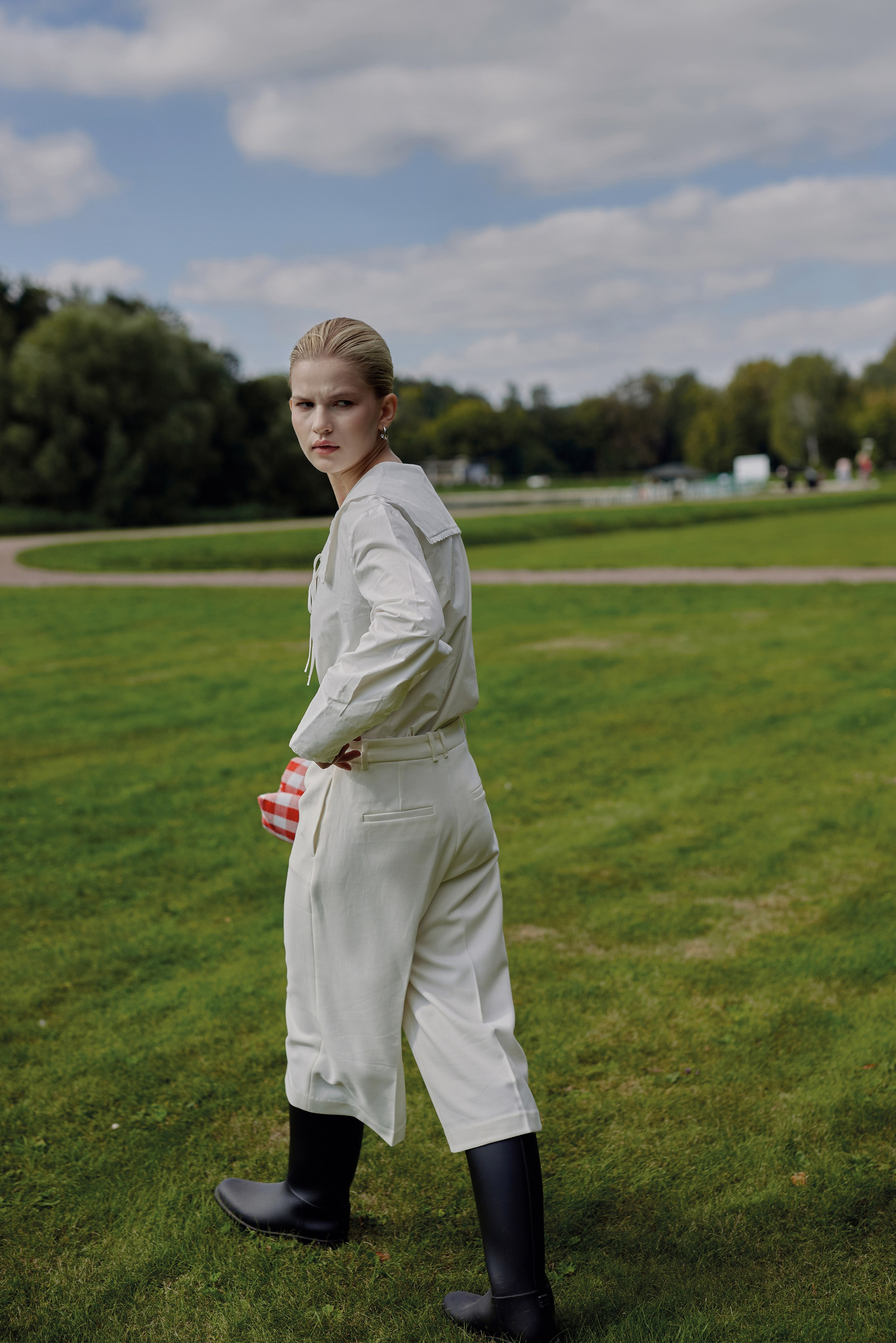 Компейн для бренда одежды. Наталия Дианова — фотограф для брендов и экспертов в Москве