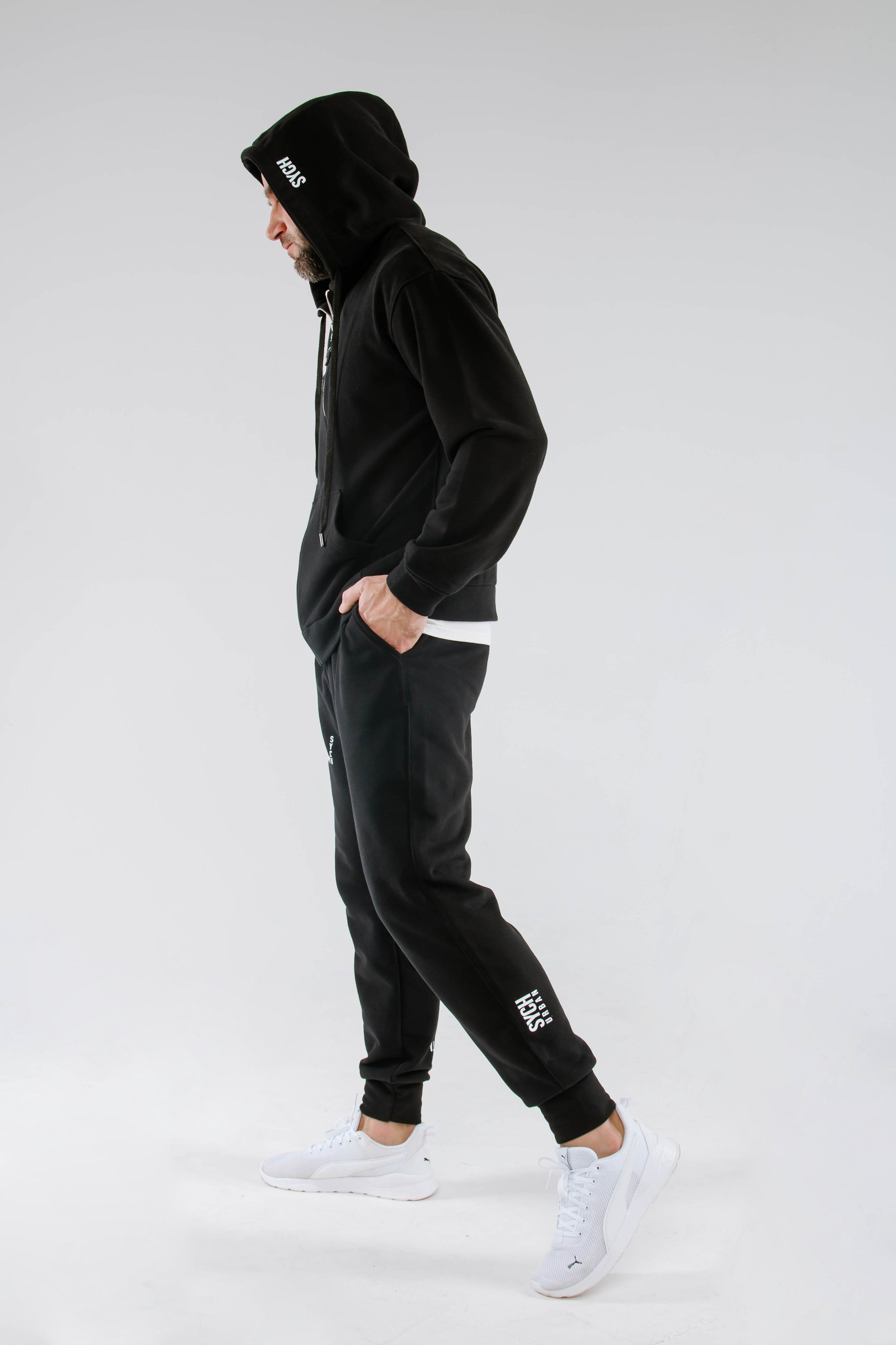 Бренд спротивной одежды «SYCH». Портретный фотограф в Екатеринбурге Дарья Жужгова