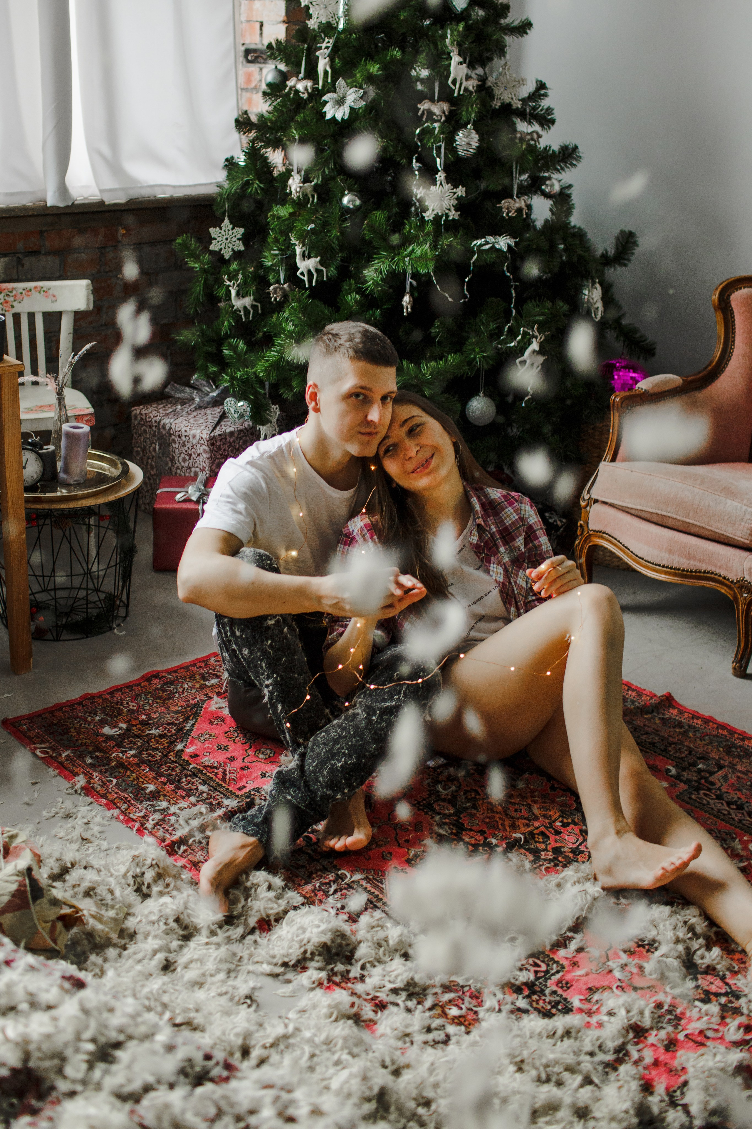 Новогодняя фотосессия love story. Свадебный фотограф Кирилл Белый