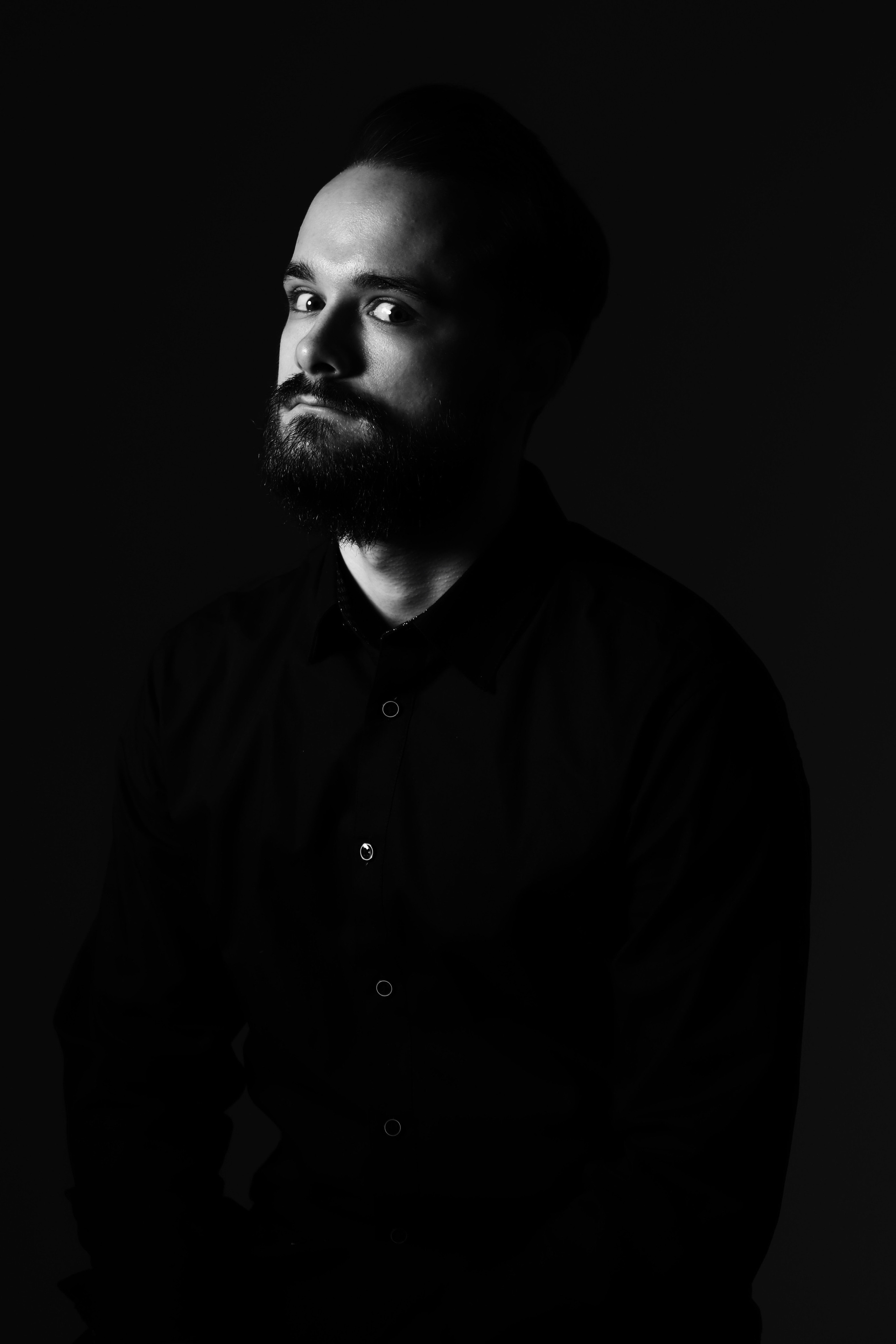 Портретная фотосессия. Обратная сторона фасада | фотограф СПб