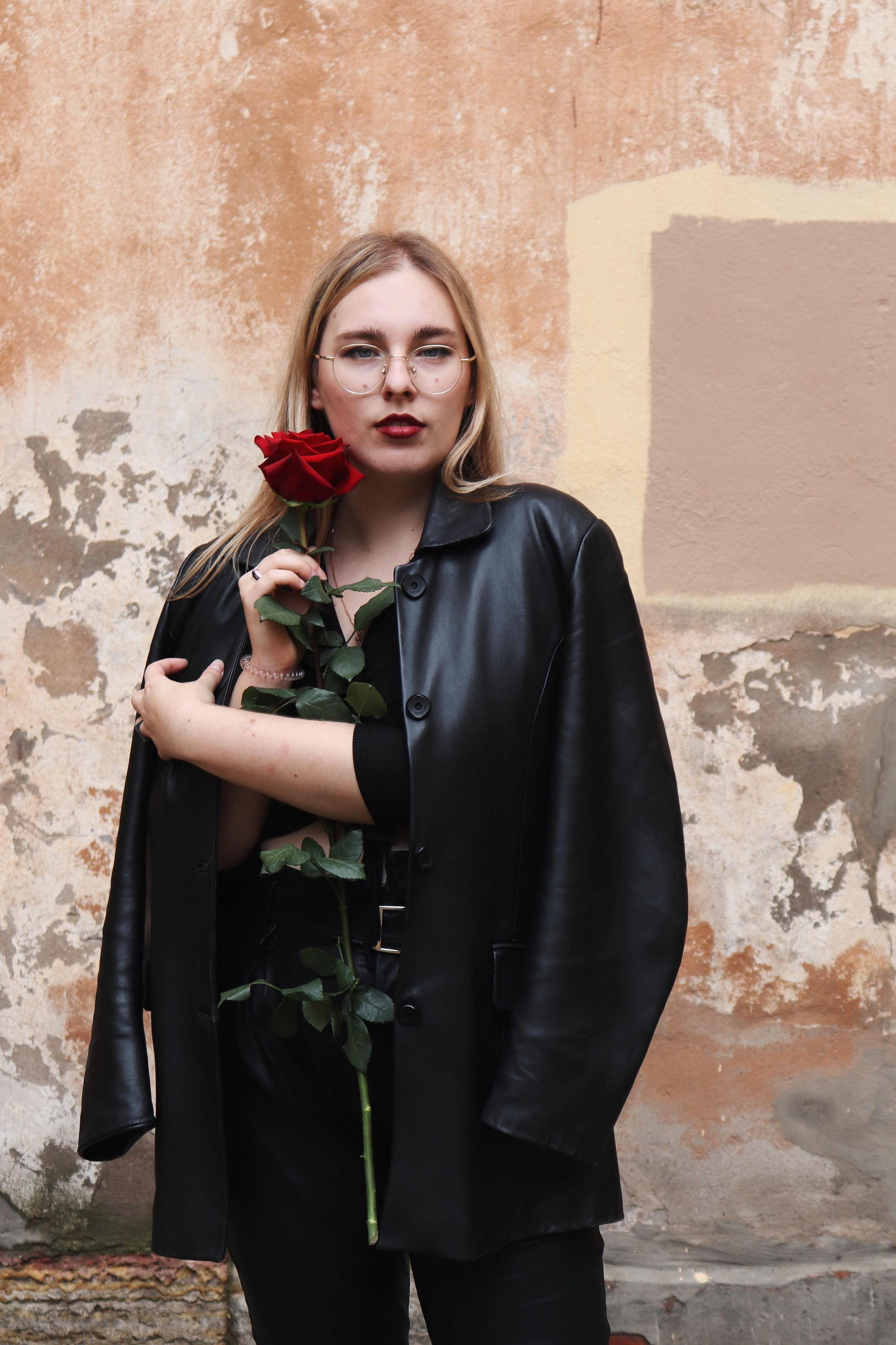 Портретная фотосессия. Обратная сторона фасада | фотограф СПб