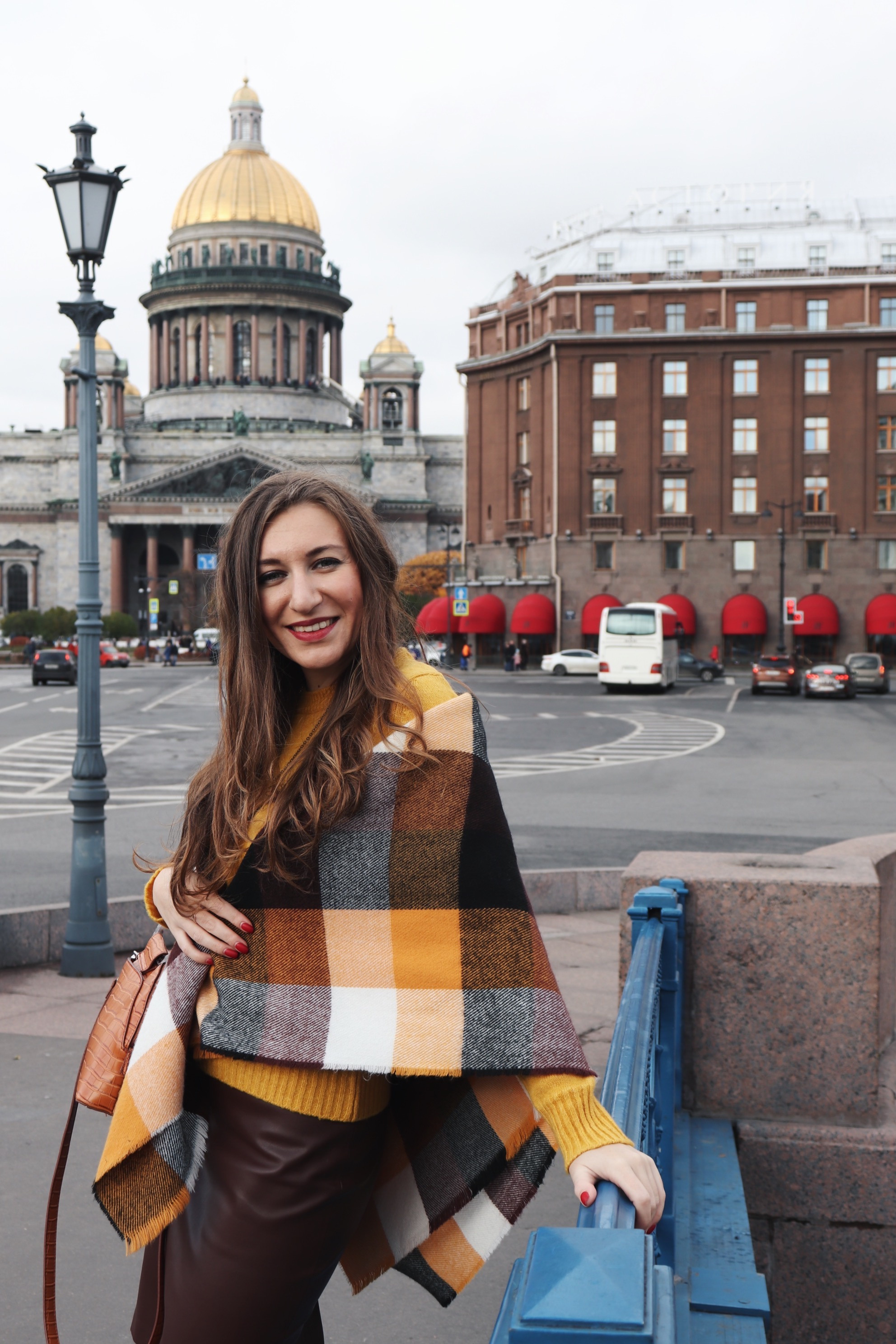 Портретная фотосессия. Обратная сторона фасада | фотограф СПб