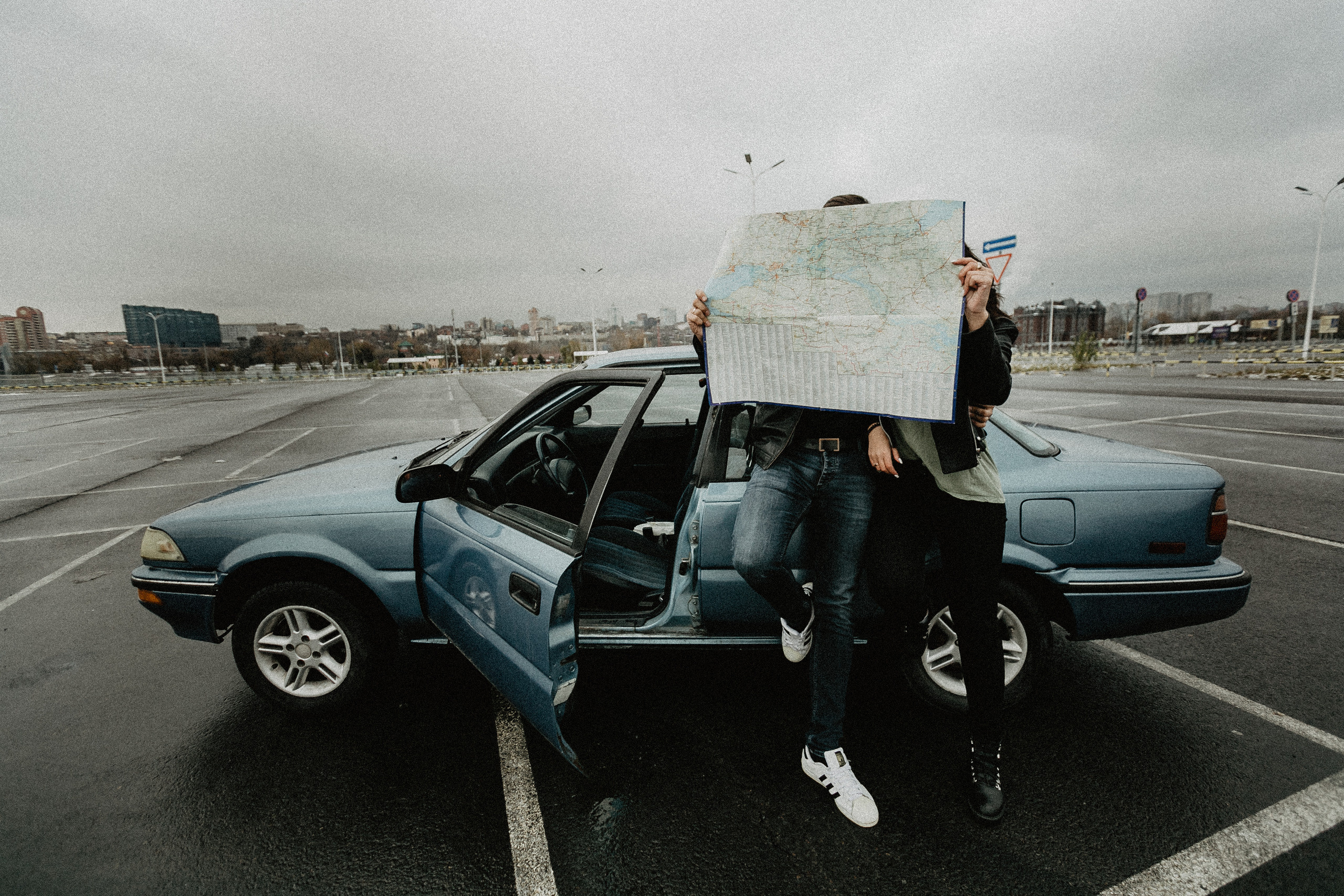 Move with map. Maya Alieva Wedding Photographer in St.Petersburg