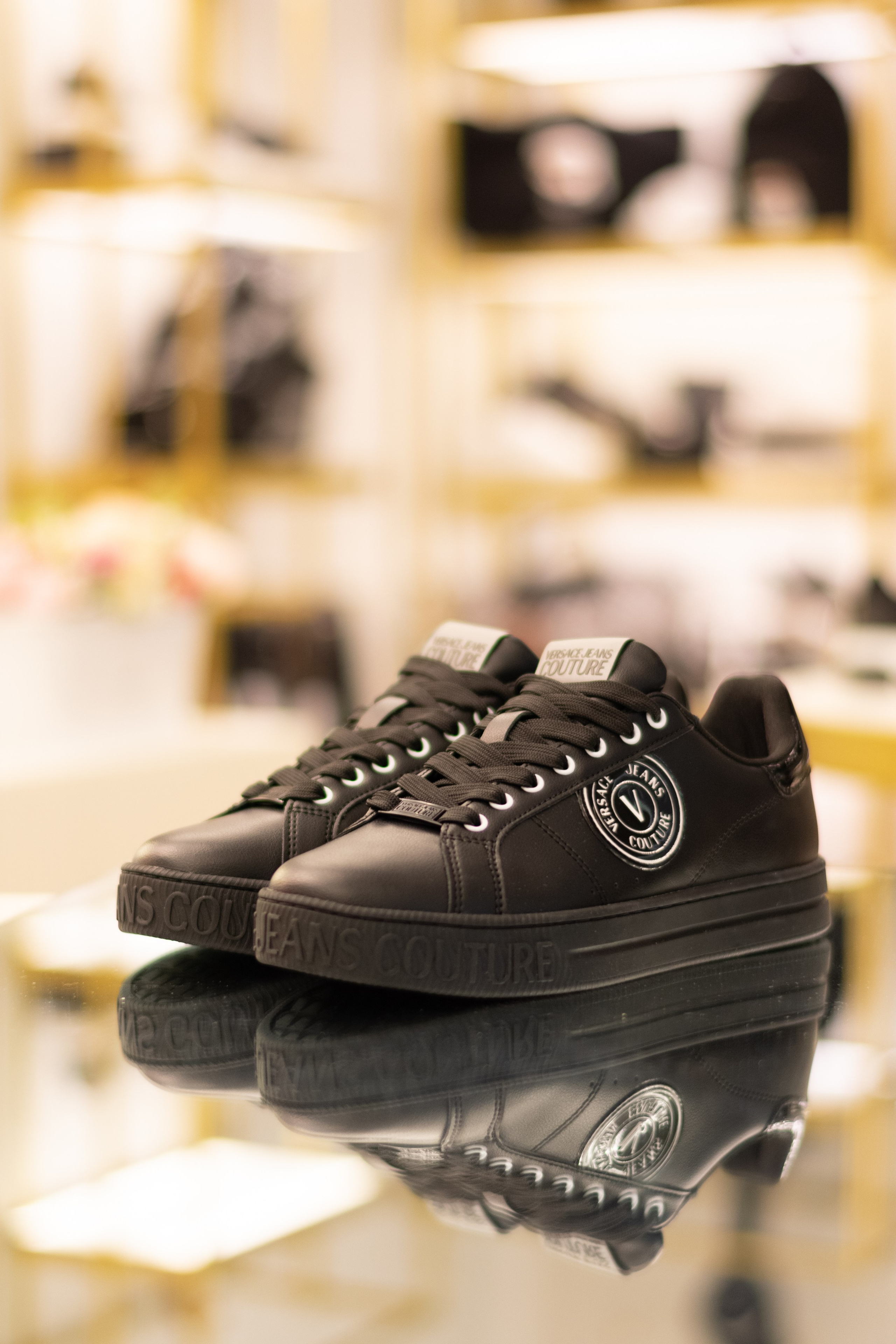 Для организаций. Предметная фотосессия для обувного магазина Capsula. Фотограф/видеограф Богдан Голованов