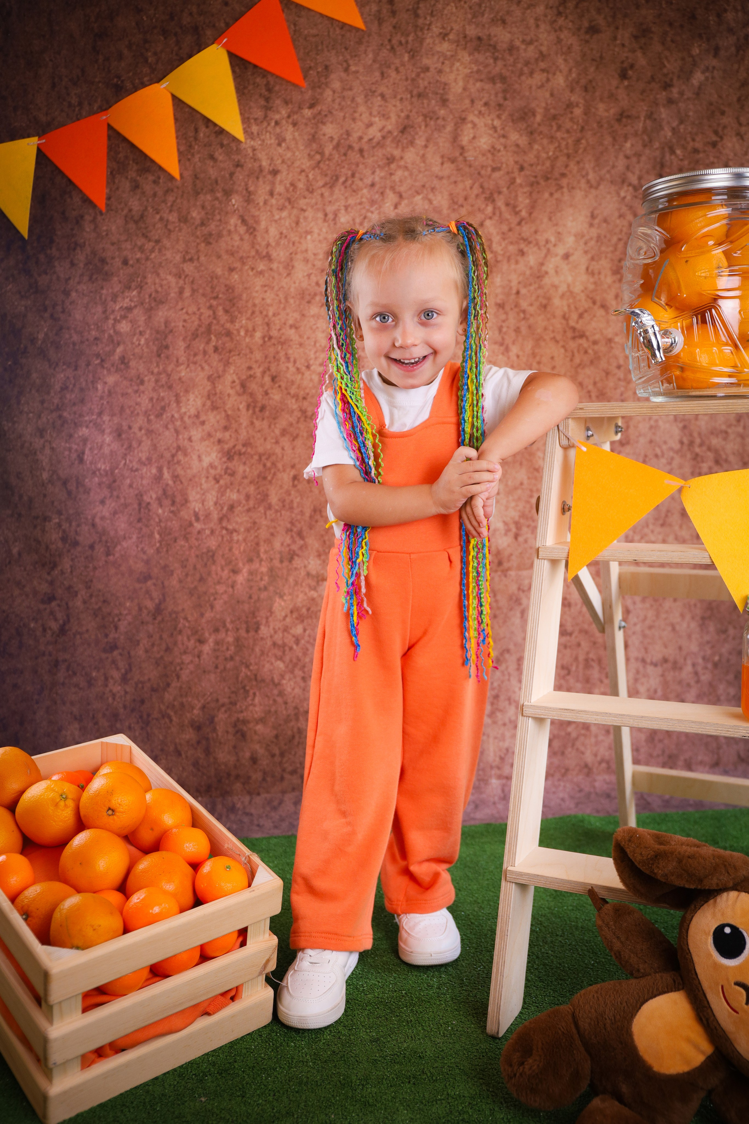 Оранжевое настроение. Выпускные альбомы в Таганроге и Ростовской Области