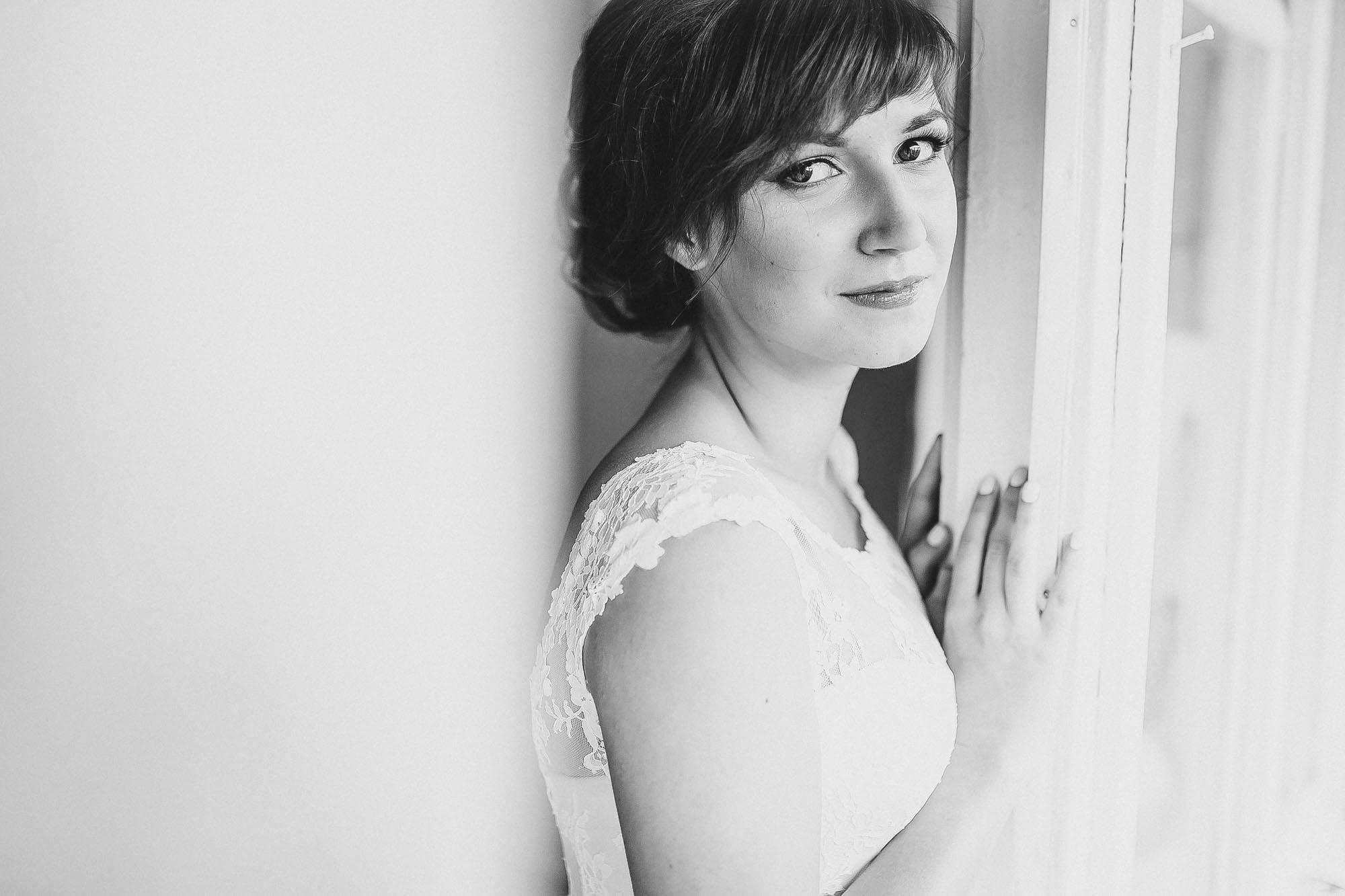 Свадьба Кати и Димы. Домашние сборы и прогулка в Мещерском парке. Фотограф в Москве (готова приехать к вам в город)