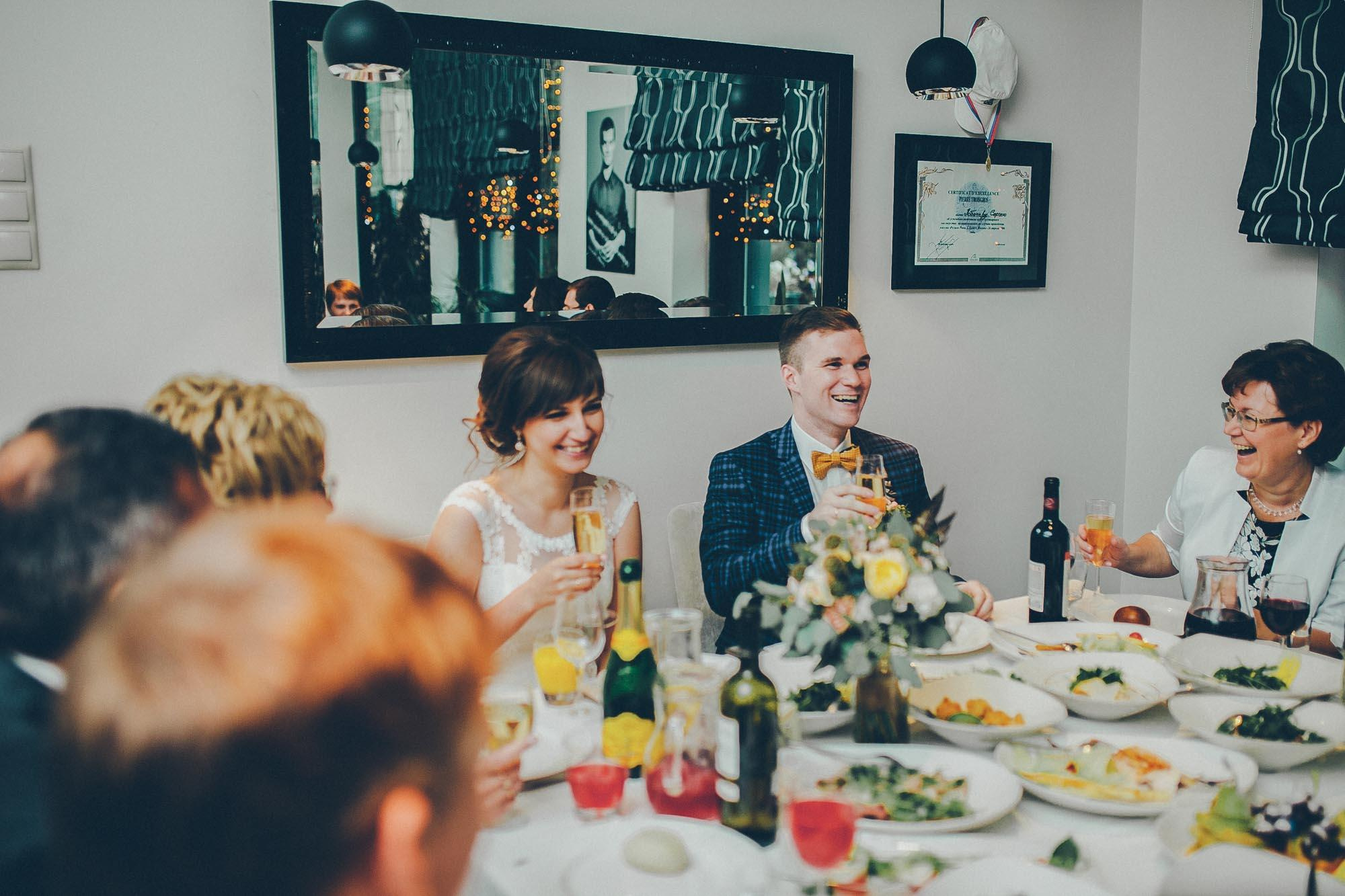 Свадьба Кати и Димы. Домашние сборы и прогулка в Мещерском парке. Фотограф в Москве (готова приехать к вам в город)