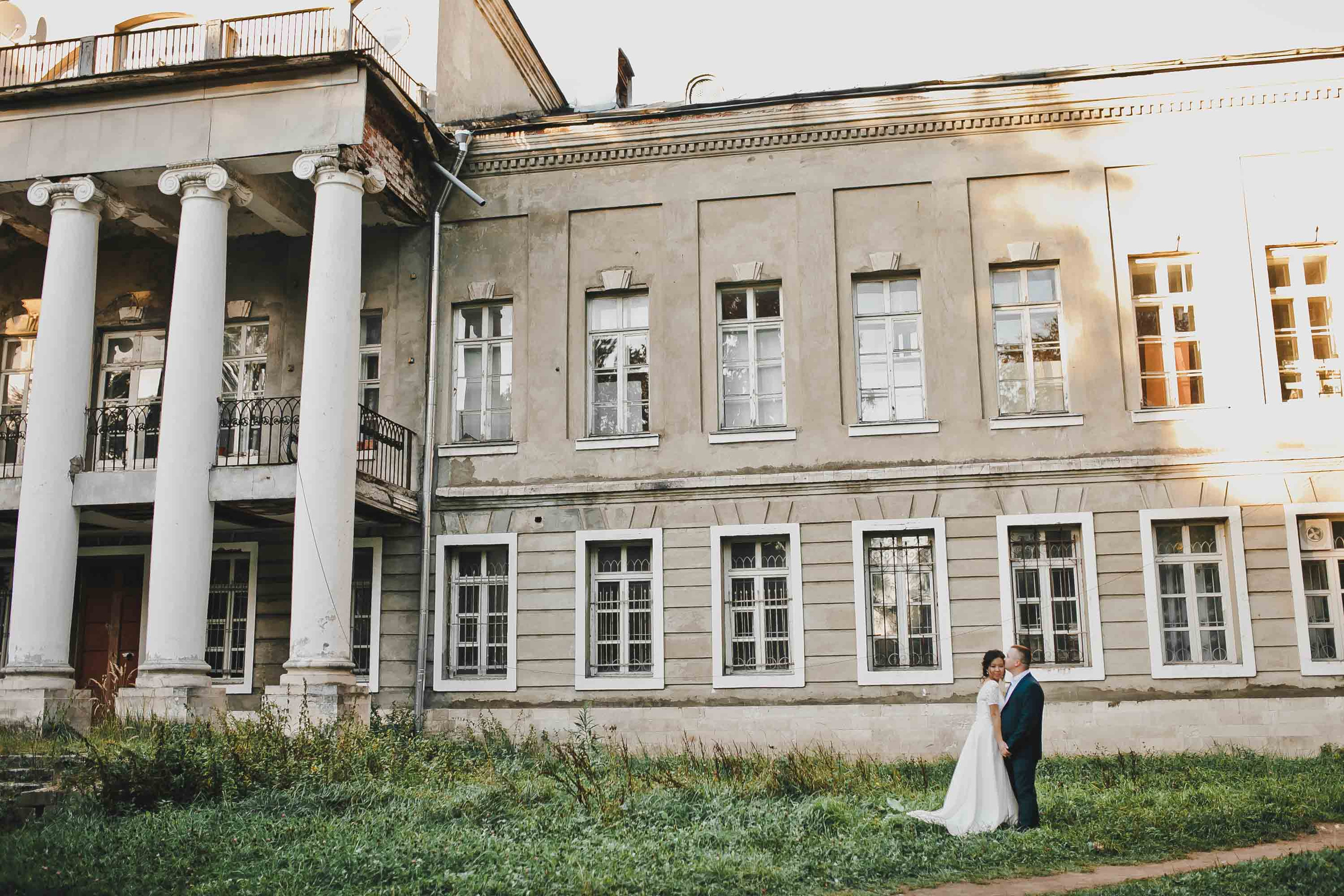 Прогулка в усадьбе Суханово после регистрации. Фотограф в Москве (готова приехать к вам в город)
