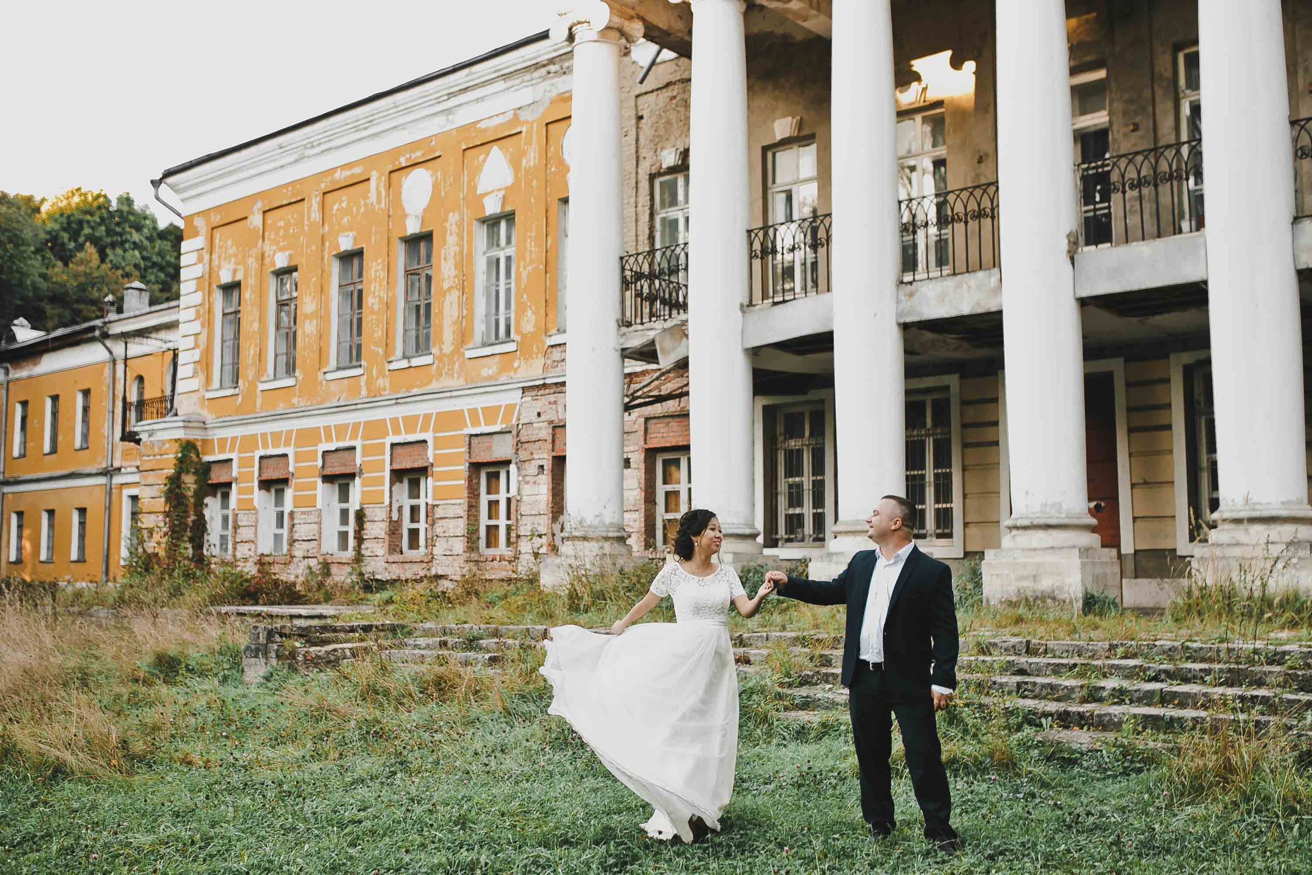 Прогулка в усадьбе Суханово после регистрации. Фотограф в Москве (готова приехать к вам в город)