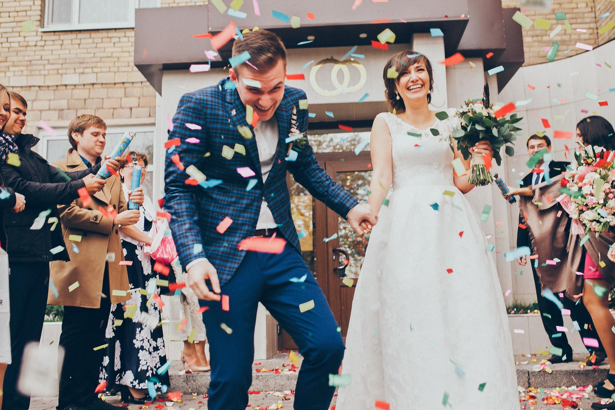 Свадьба Кати и Димы. Домашние сборы и прогулка в Мещерском парке. Фотограф в Москве (готова приехать к вам в город)